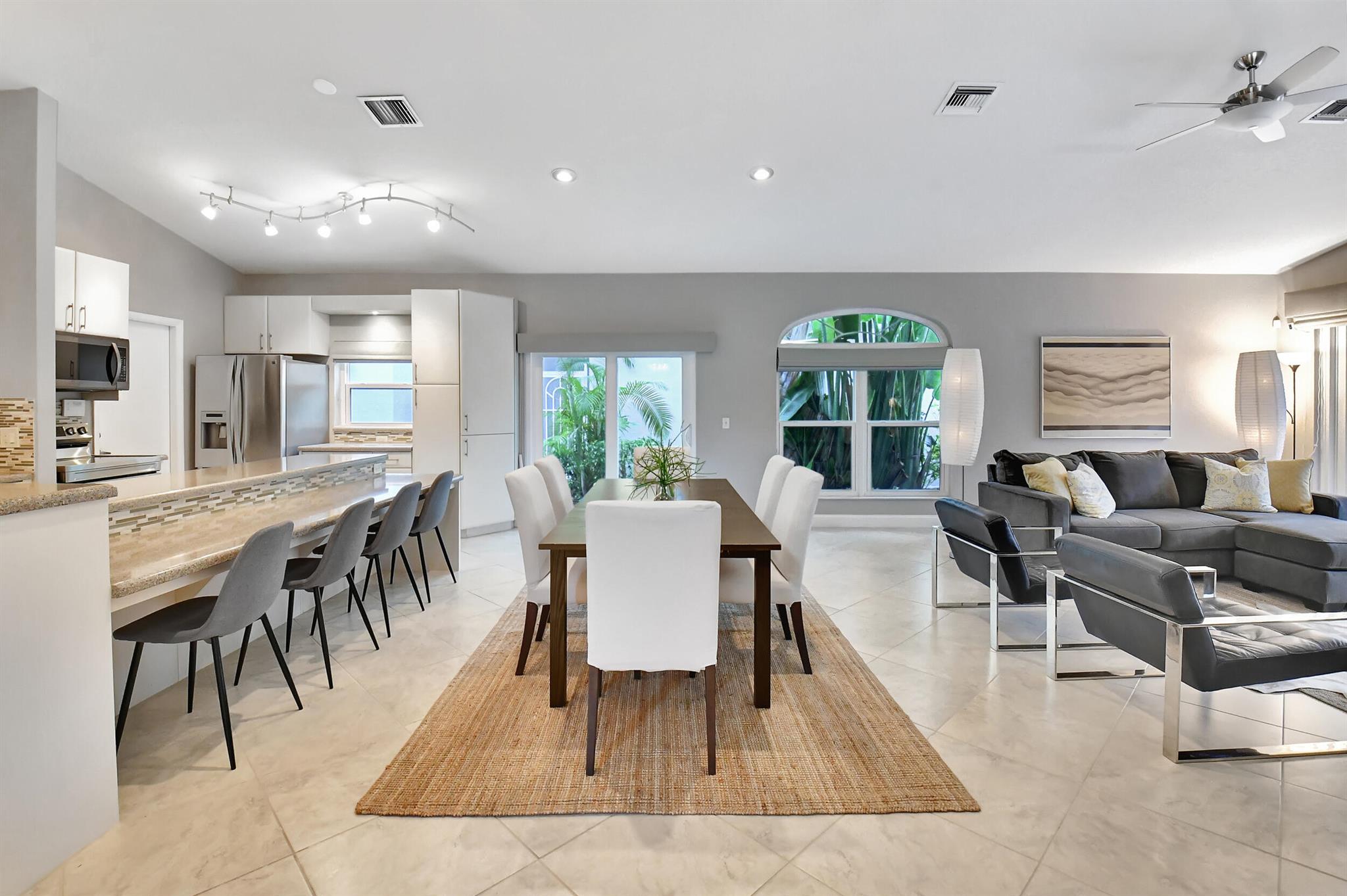 17275 Antigua Point Way