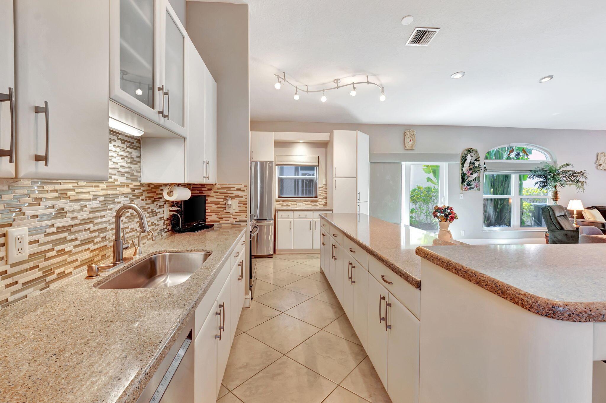 17275 Antigua Point Way