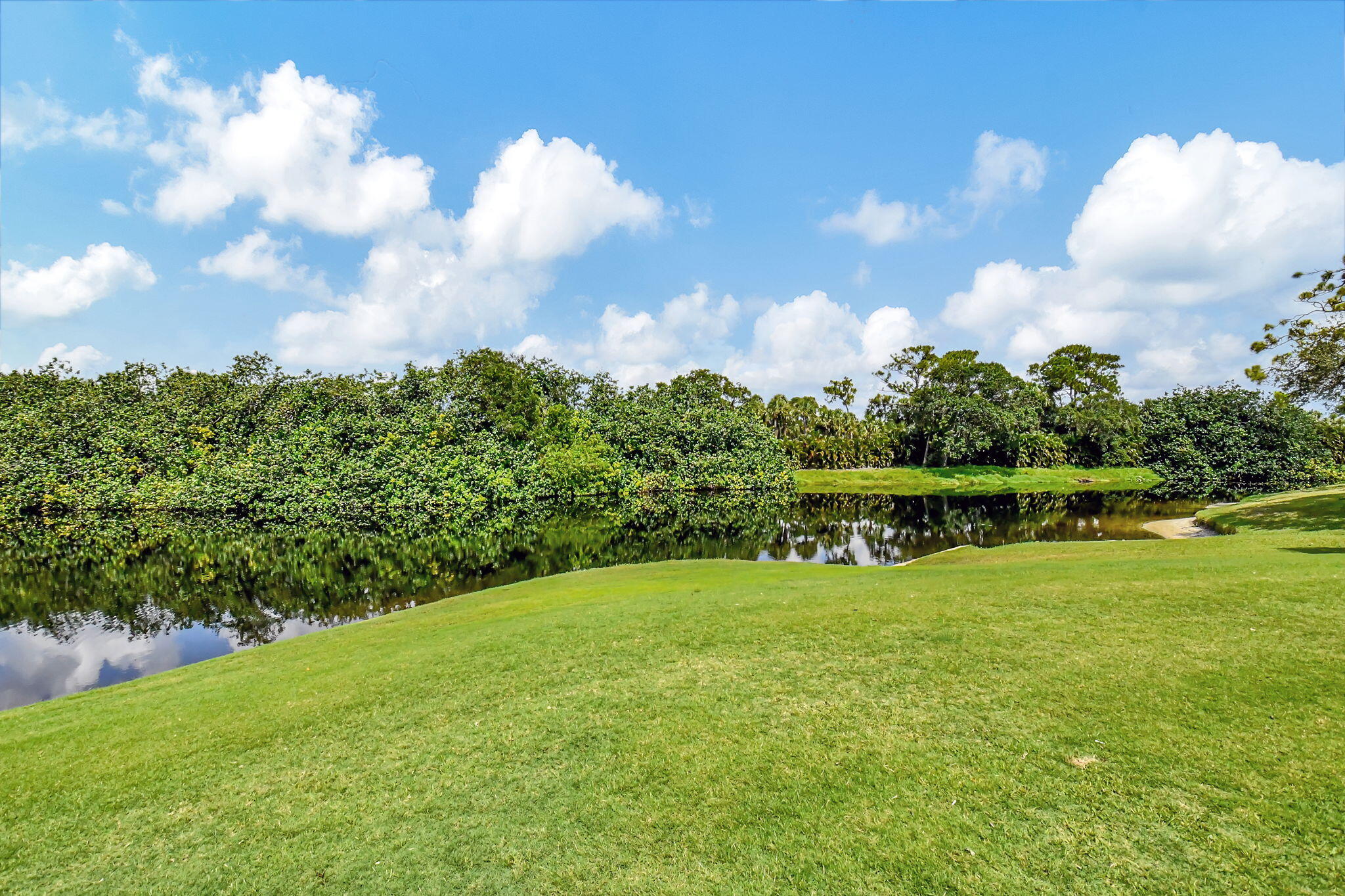 17300 Boca Club Boulevard 1208