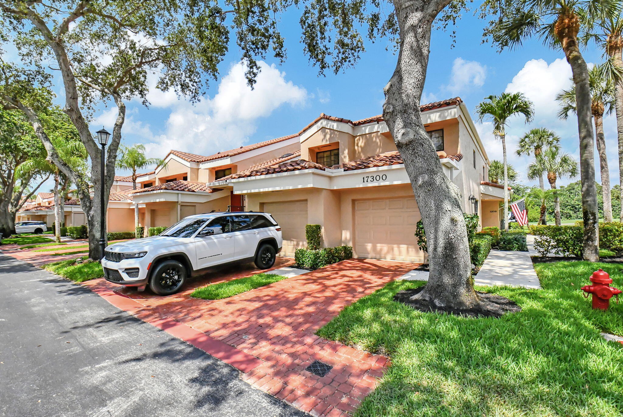 17300 Boca Club Boulevard 1208