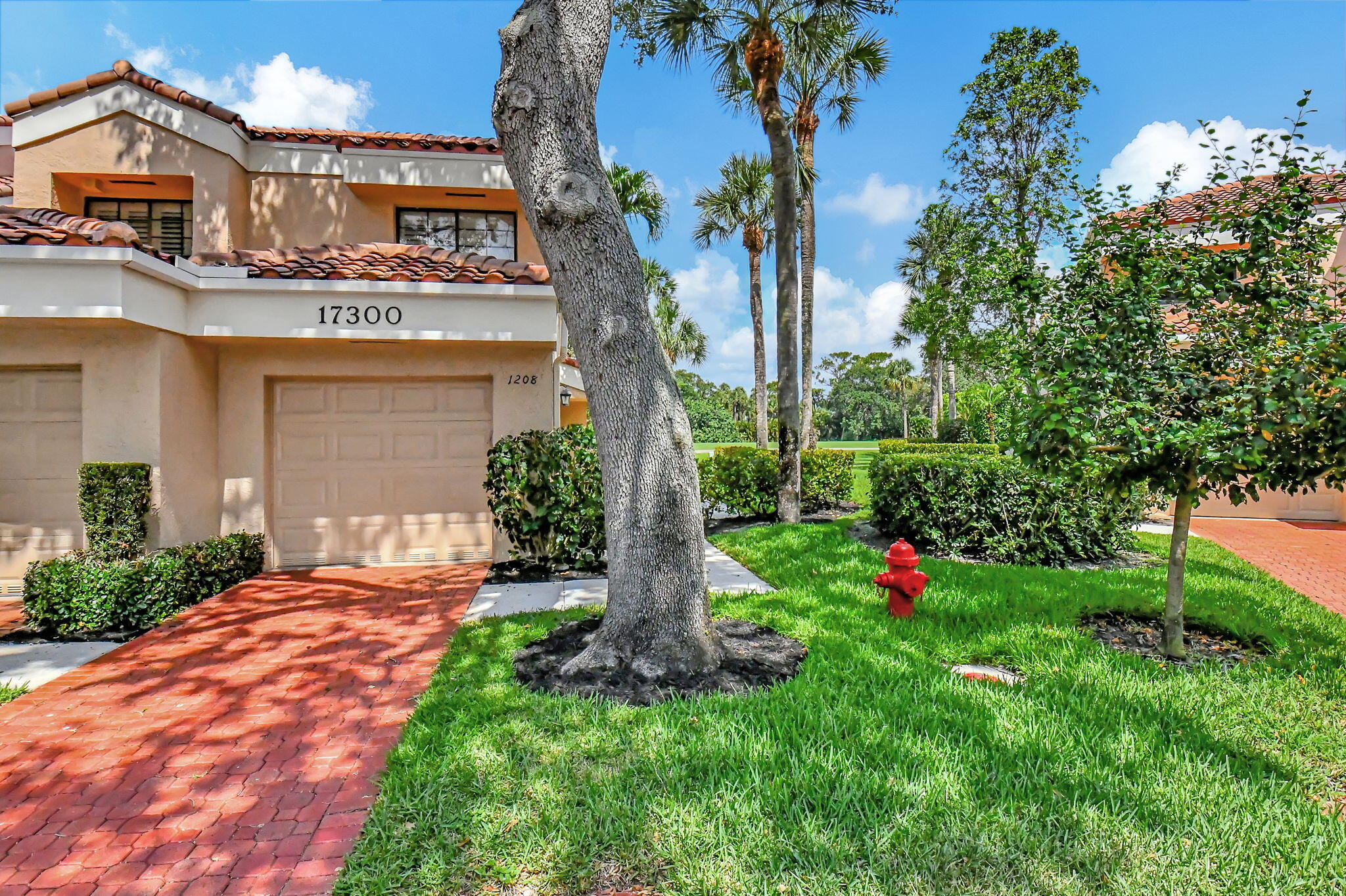 17300 Boca Club Boulevard 1208