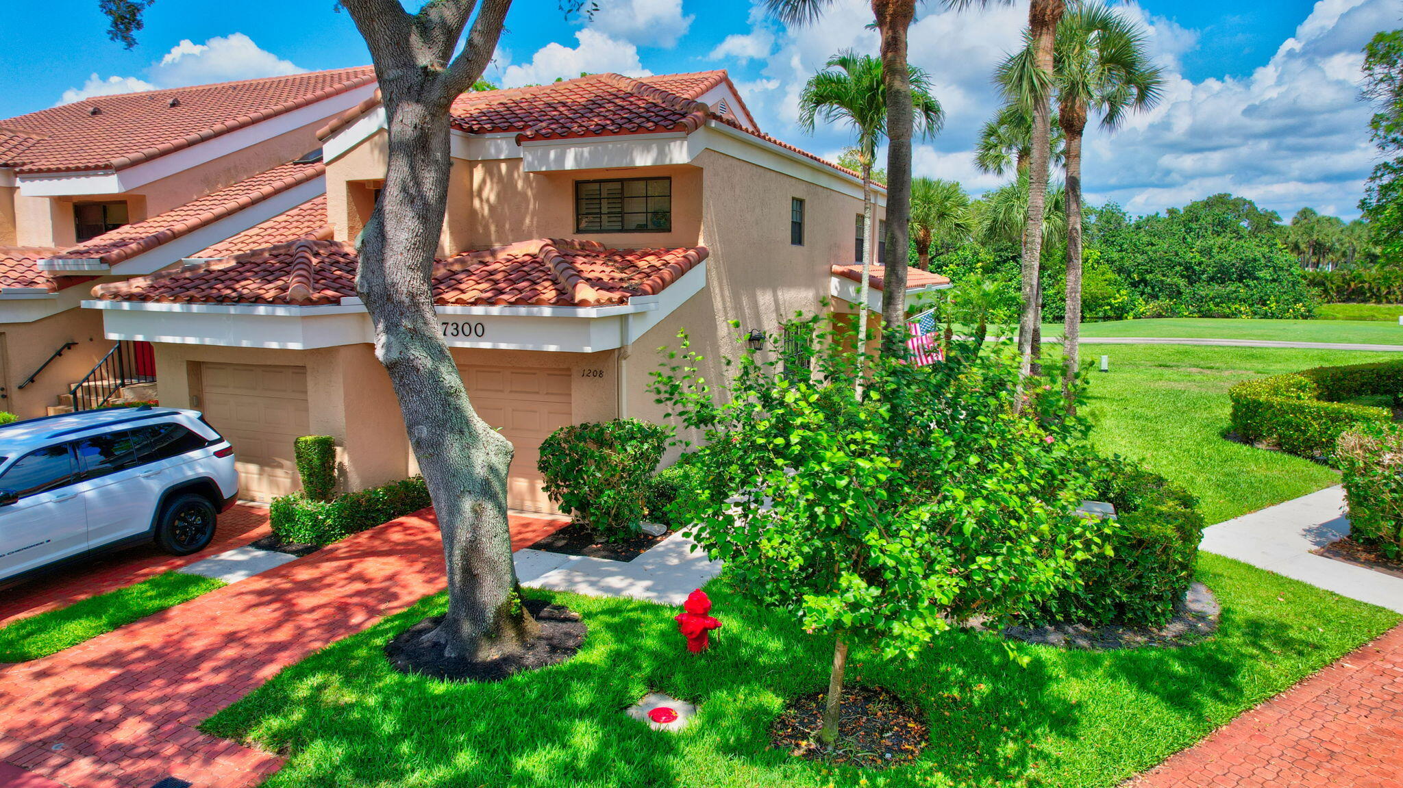 17300 Boca Club Boulevard 1208