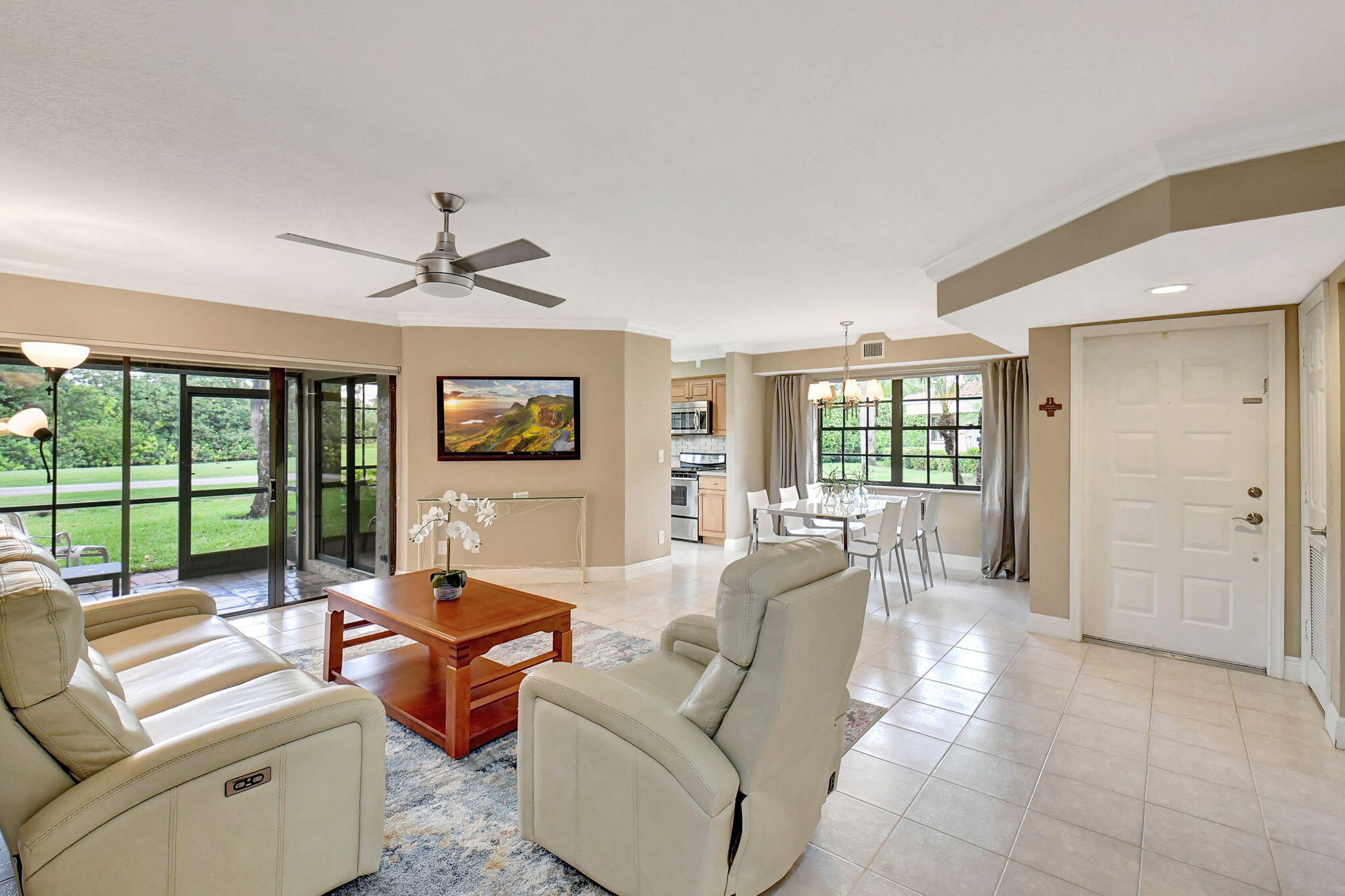 17300 Boca Club Boulevard 1208