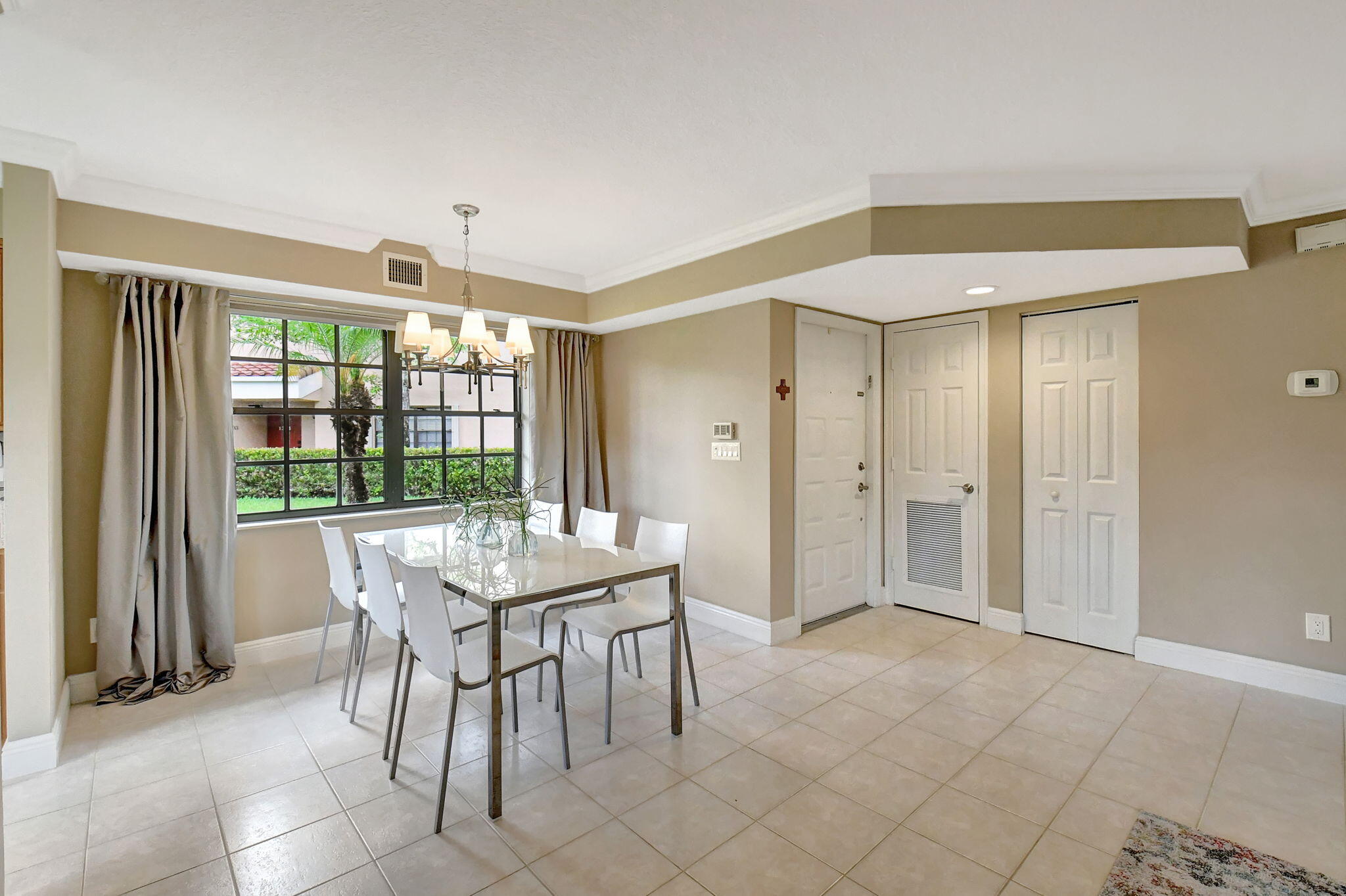 17300 Boca Club Boulevard 1208