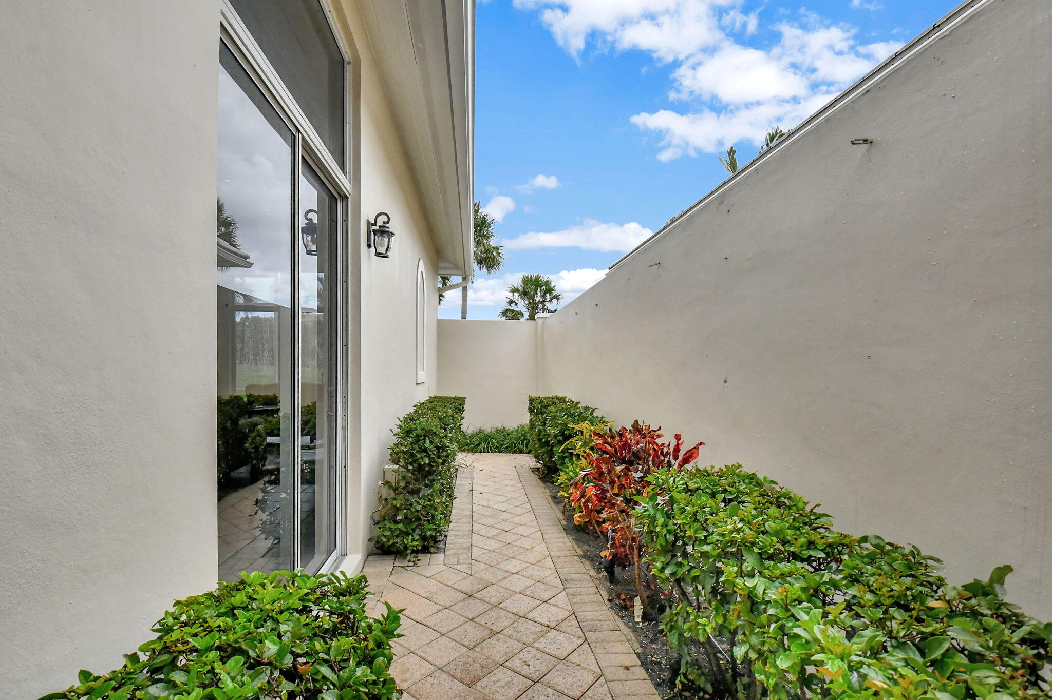 17150 Bermuda Village Drive