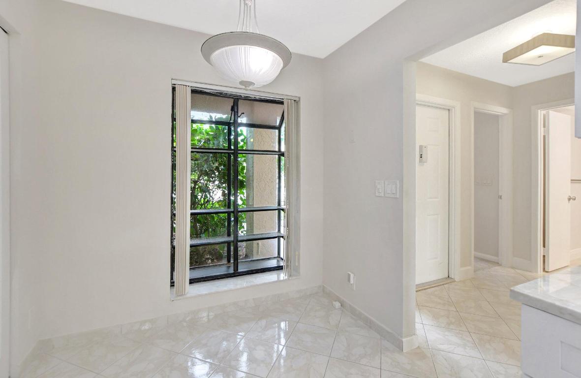 5188 Oak Hill Lane 1113