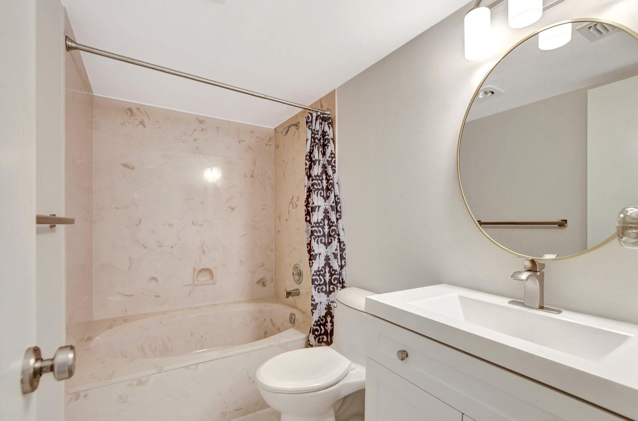 5188 Oak Hill Lane 1113