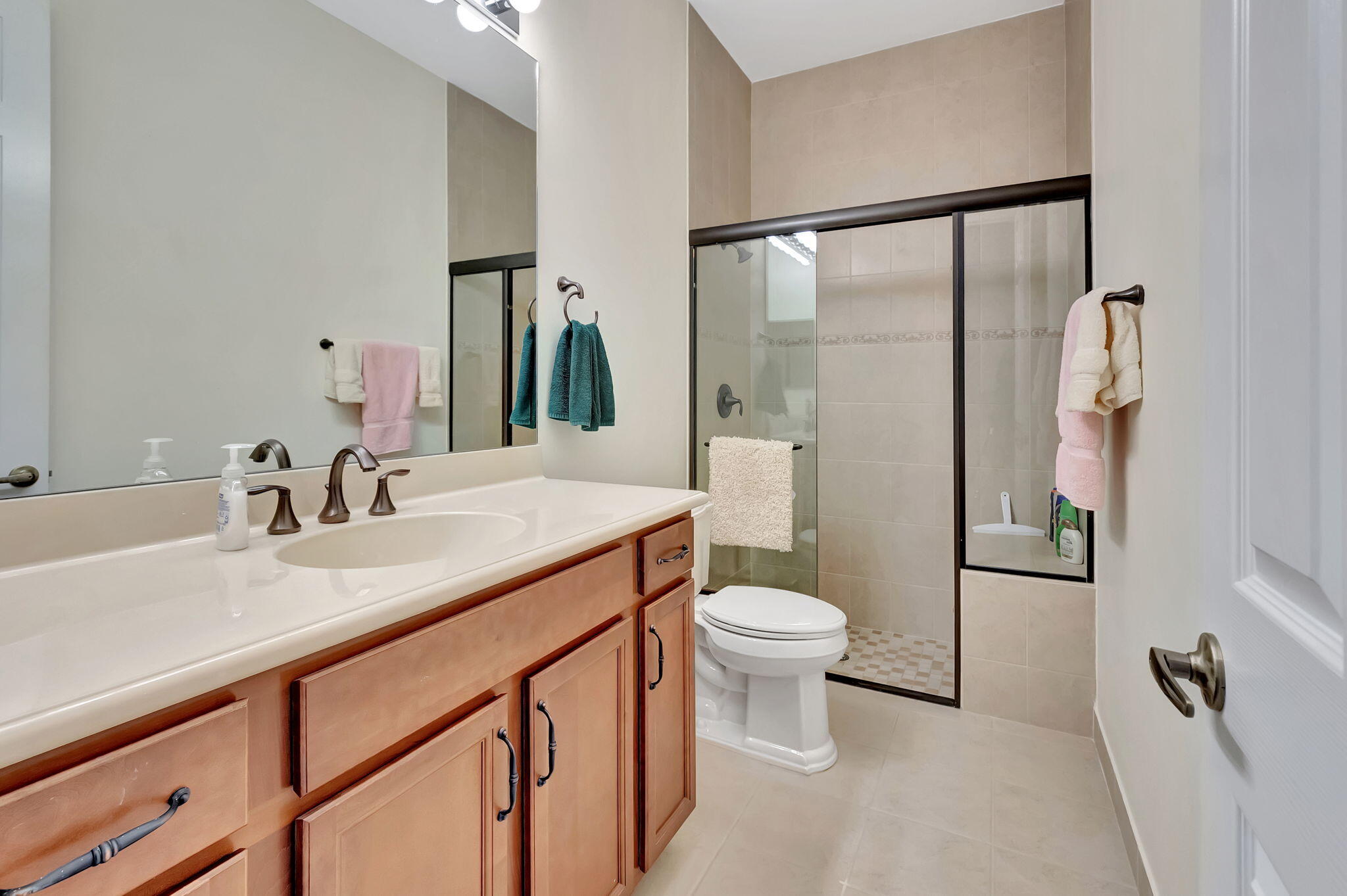 9435 Isles Cay Drive