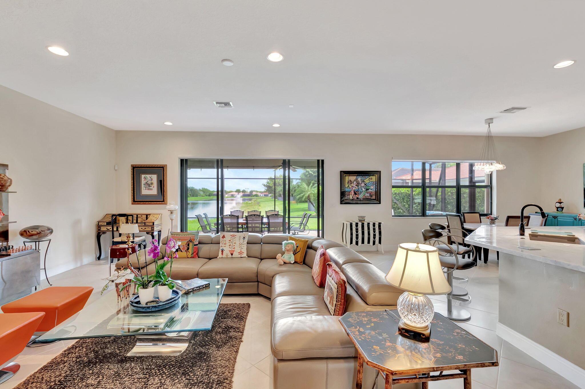 9435 Isles Cay Drive