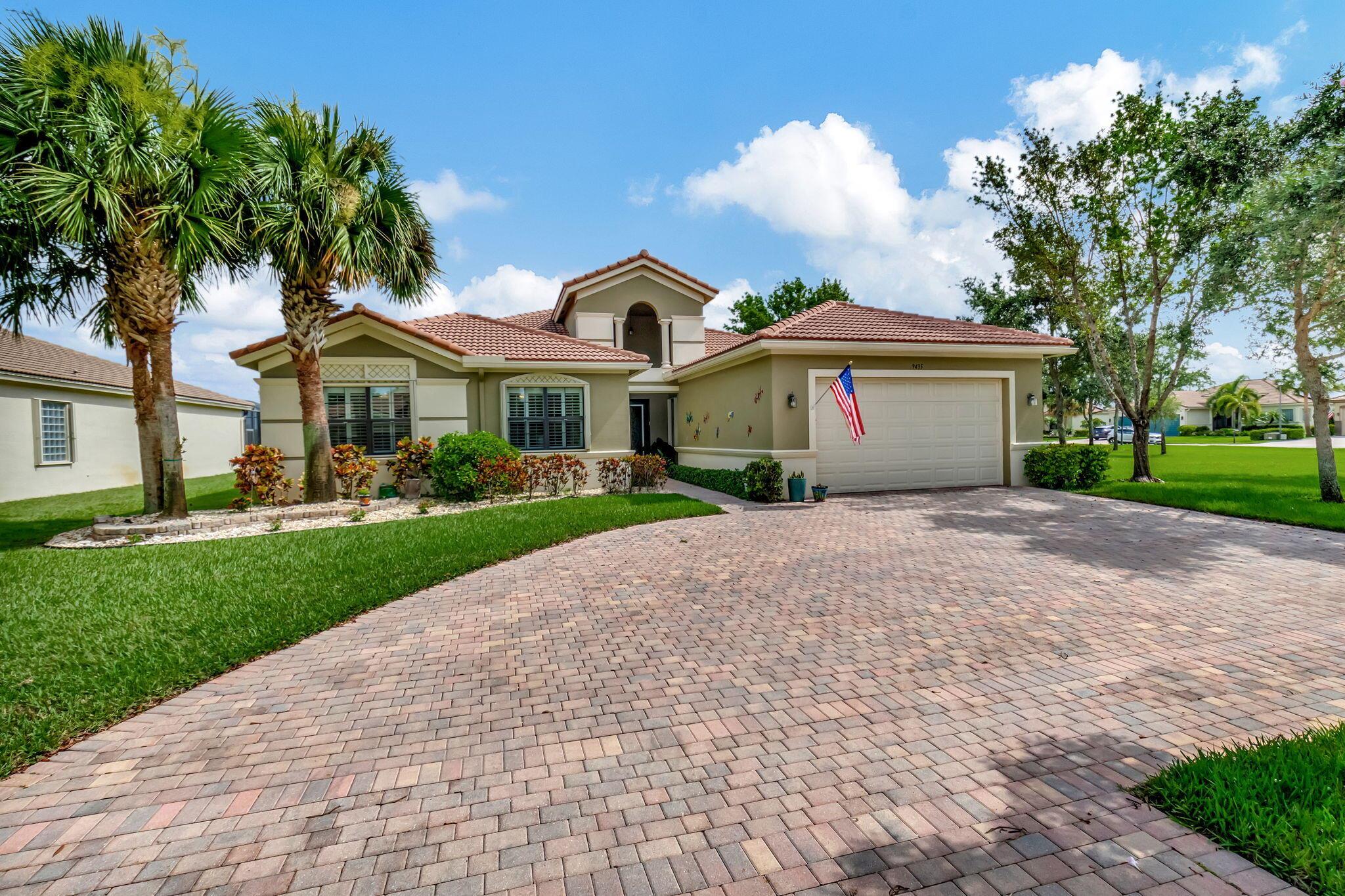 9435 Isles Cay Drive