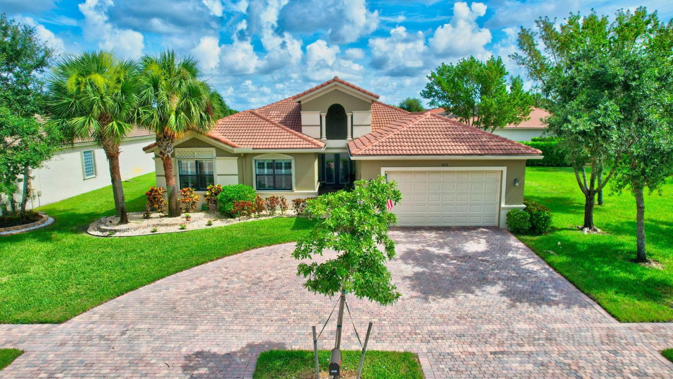 9435 Isles Cay Drive