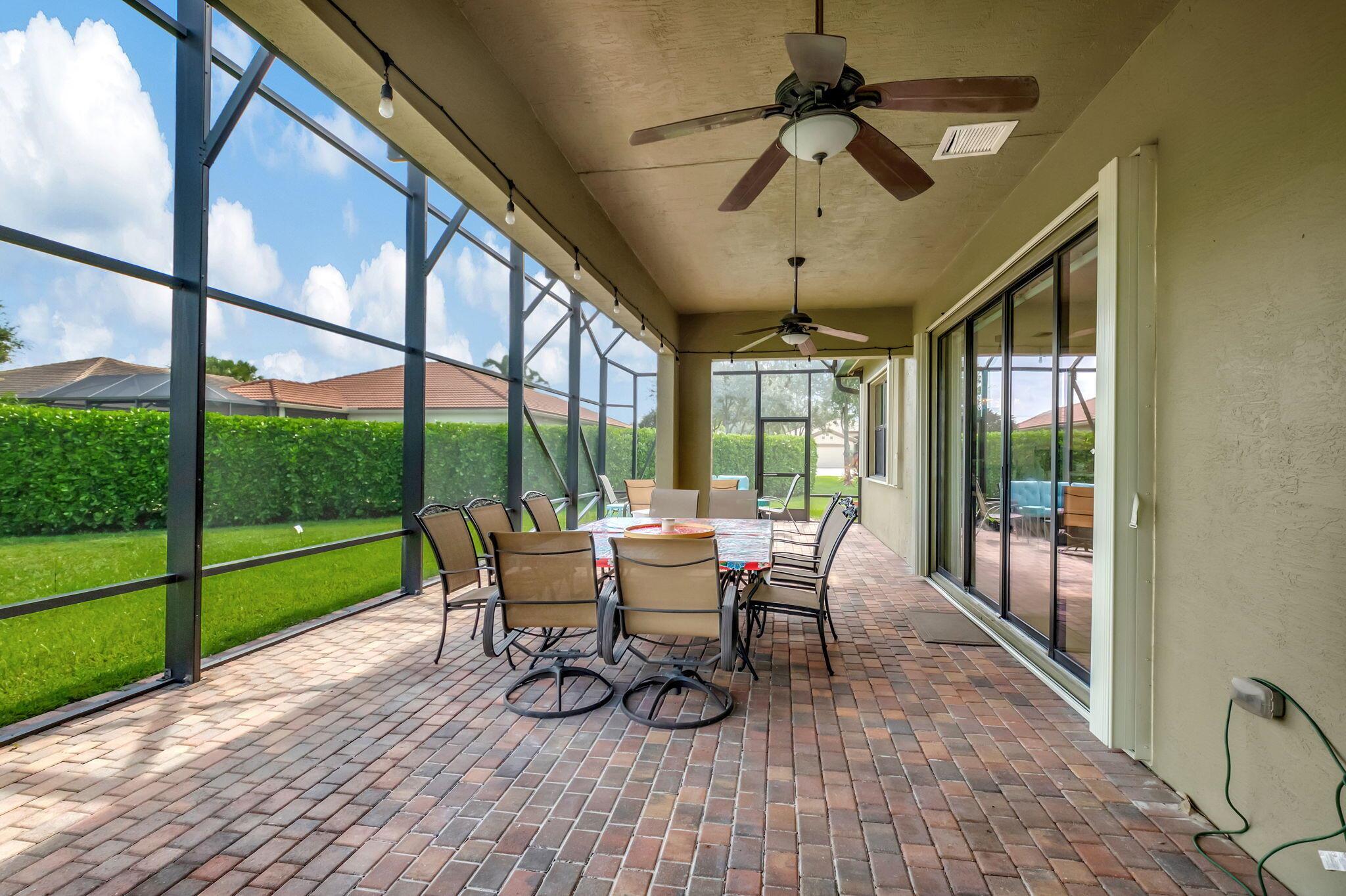 9435 Isles Cay Drive