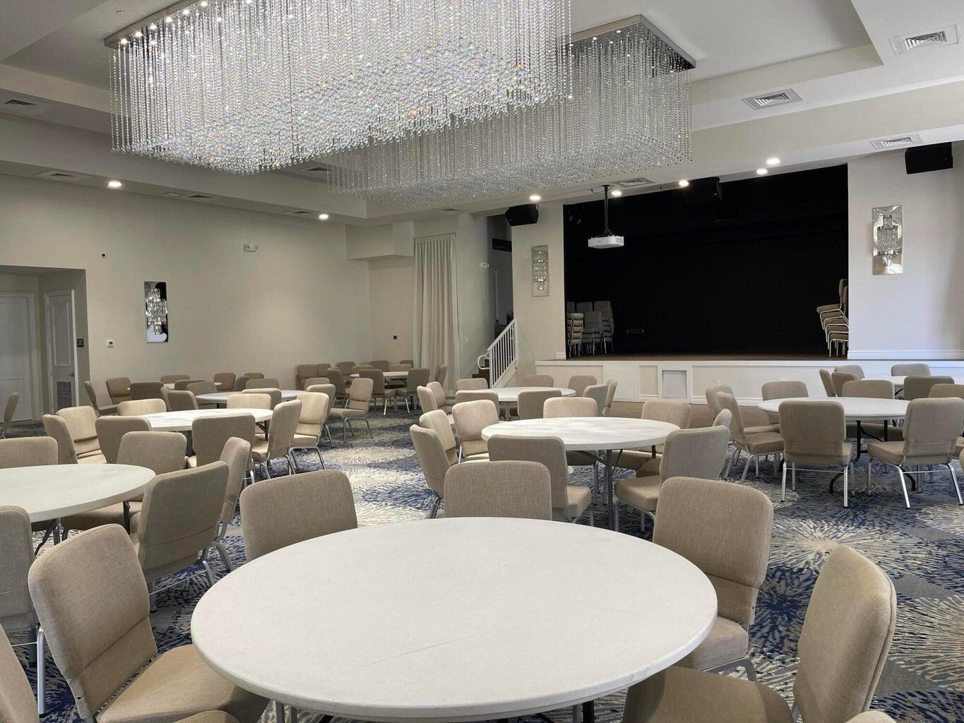 9435 Isles Cay Drive