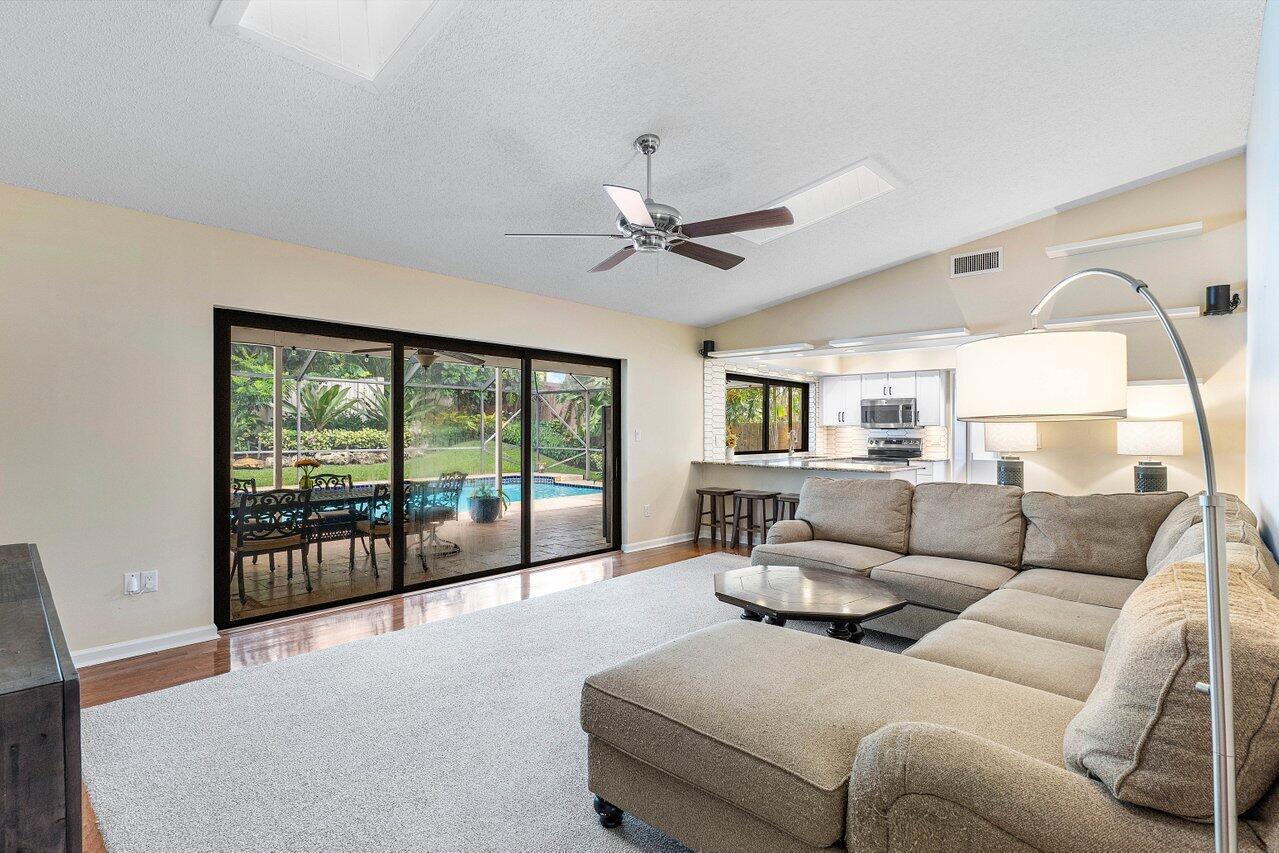 20821 Ramita Trail