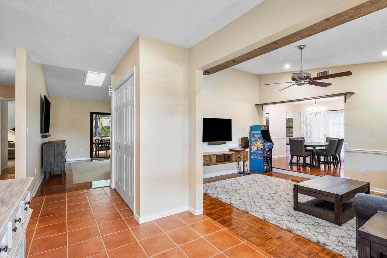20821 Ramita Trail