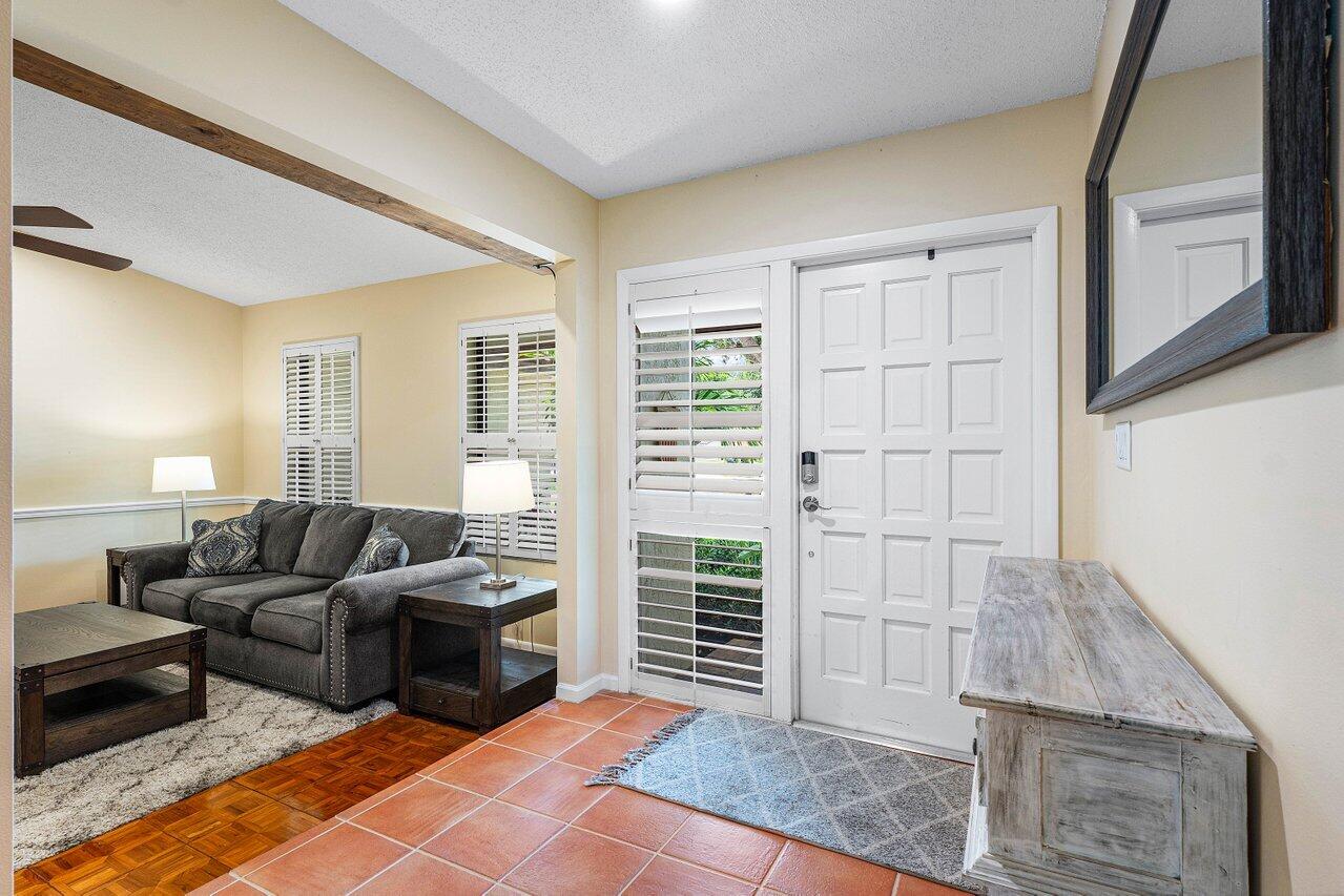 20821 Ramita Trail
