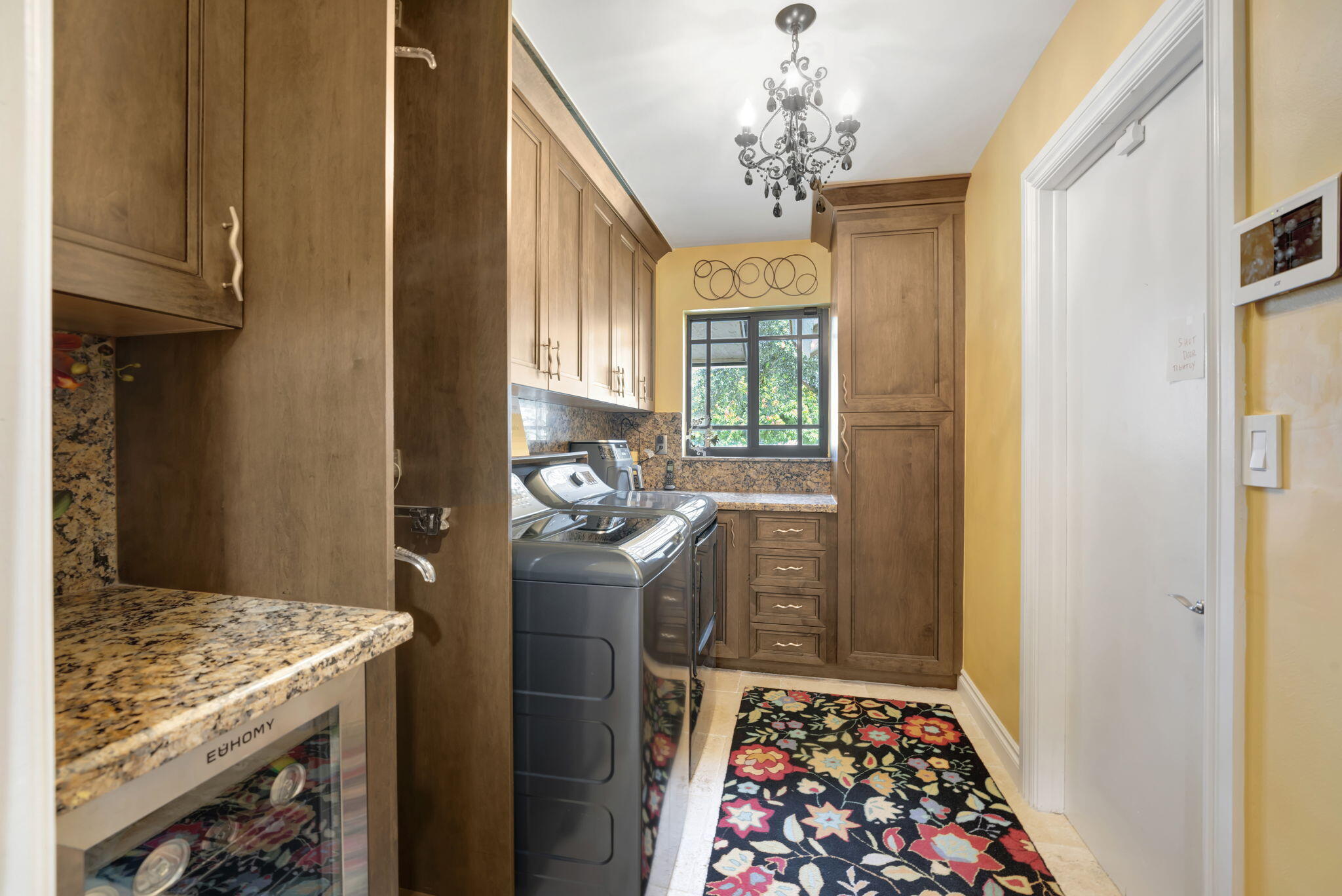 3070 Equestrian Drive