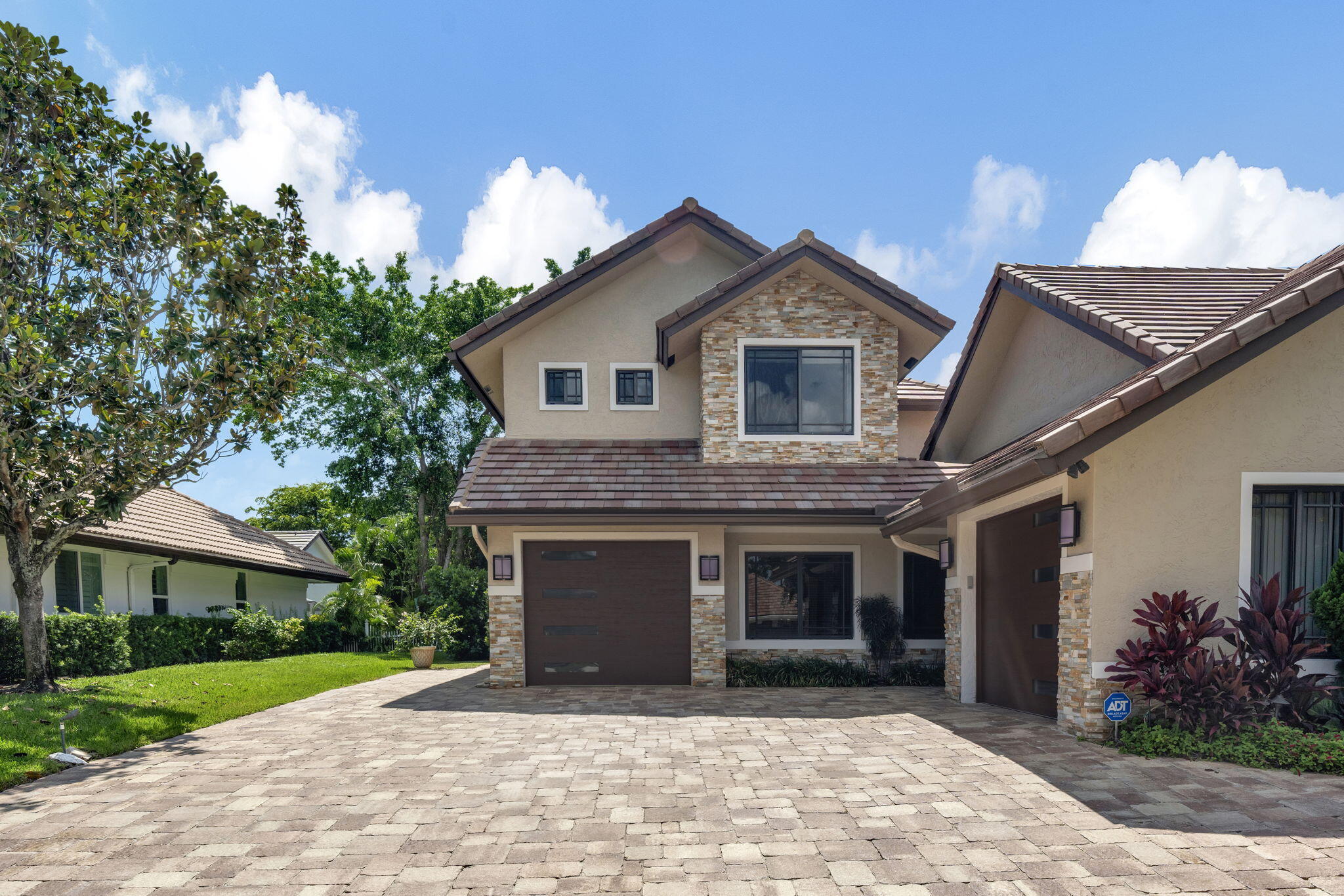 3070 Equestrian Drive