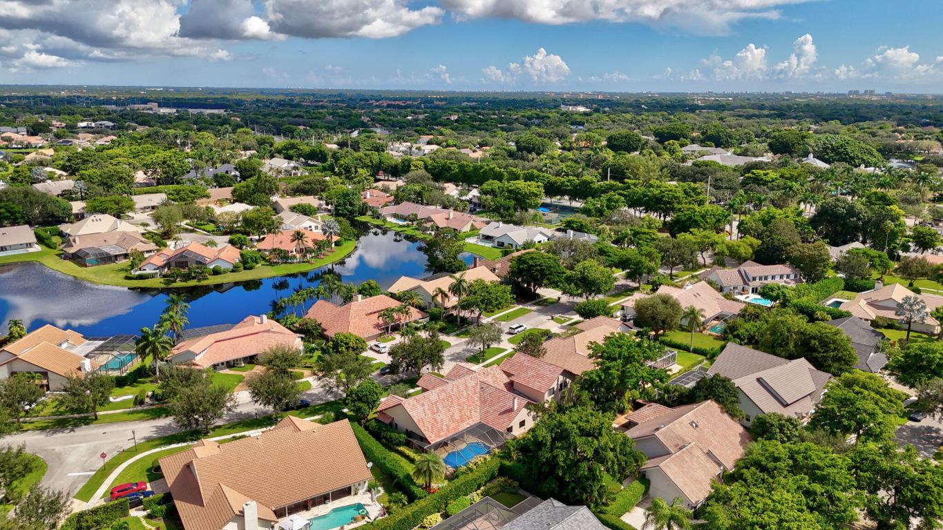 3070 Equestrian Drive