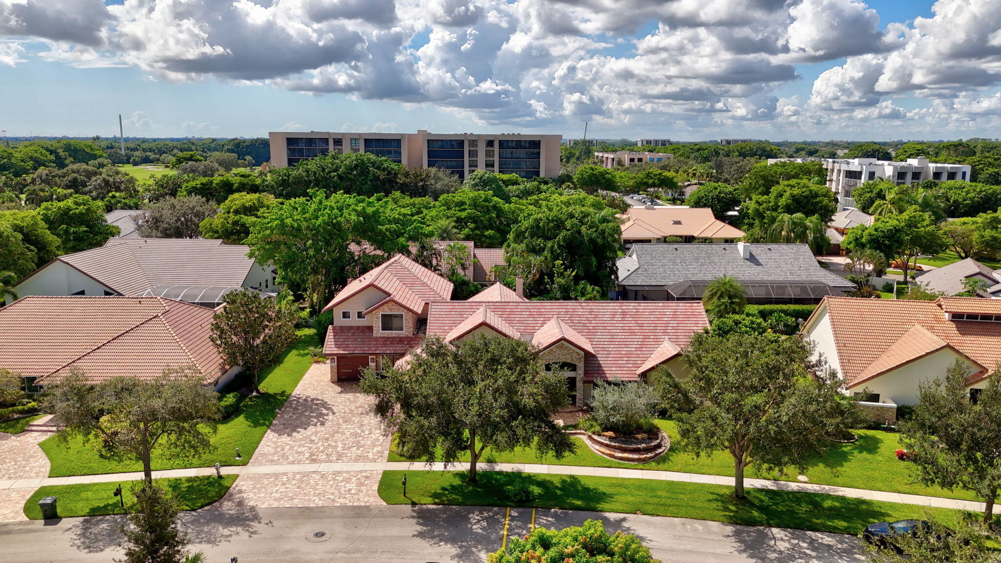 3070 Equestrian Drive