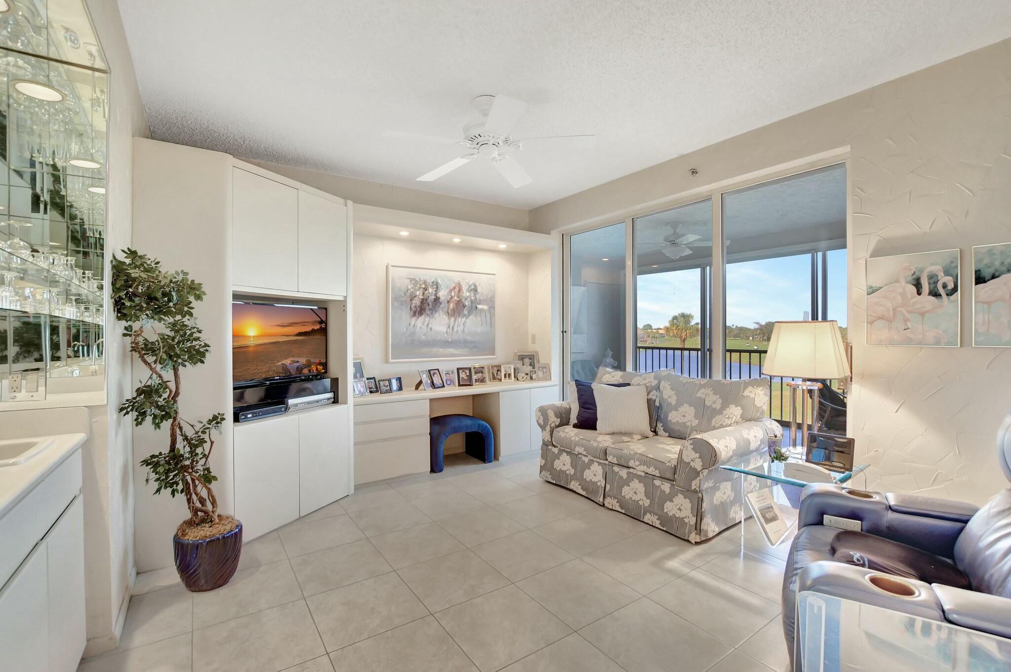 17031 Boca Club Boulevard 103a