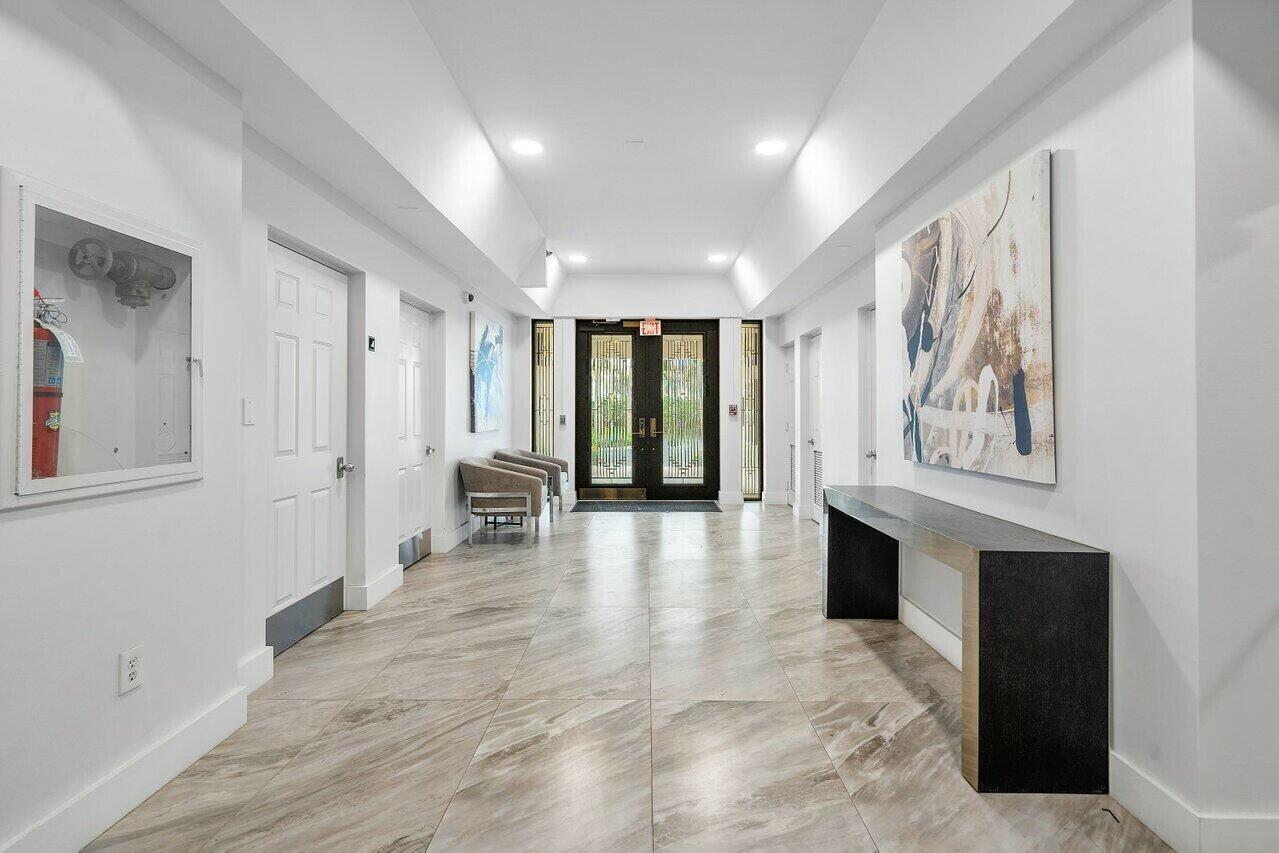 17031 Boca Club Boulevard 103a