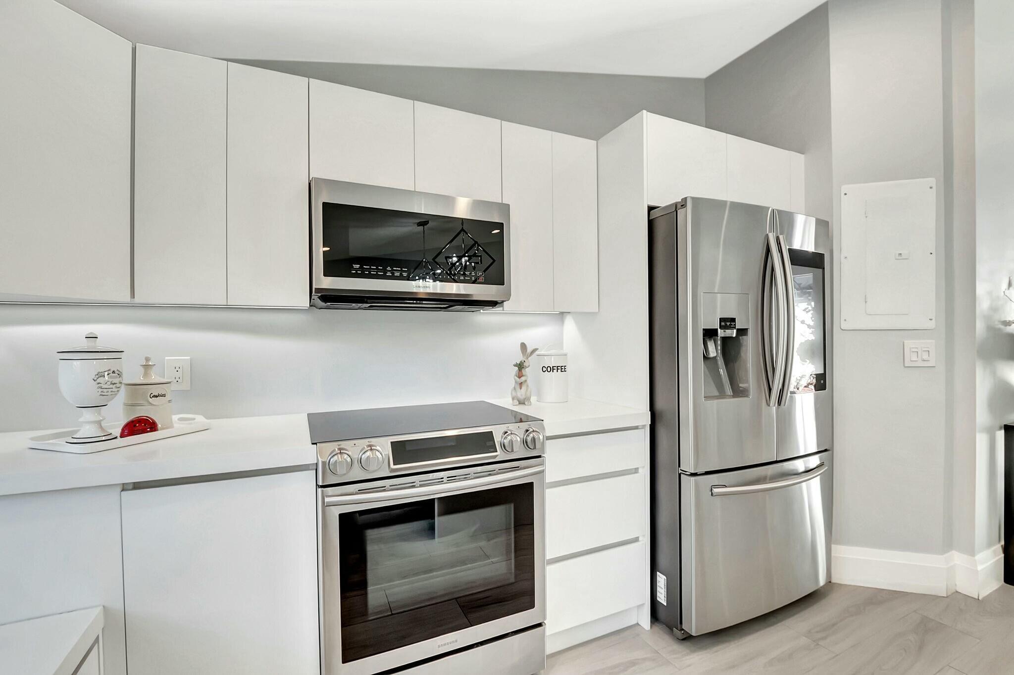 3846 Candlewood Court