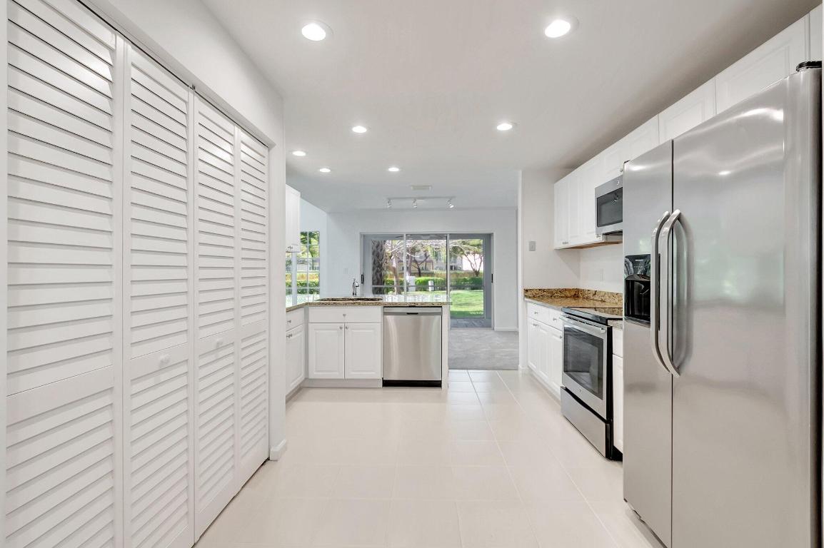 17070 Boca Club Boulevard 2