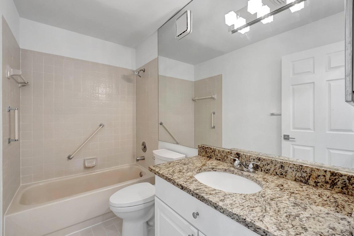 17070 Boca Club Boulevard 2