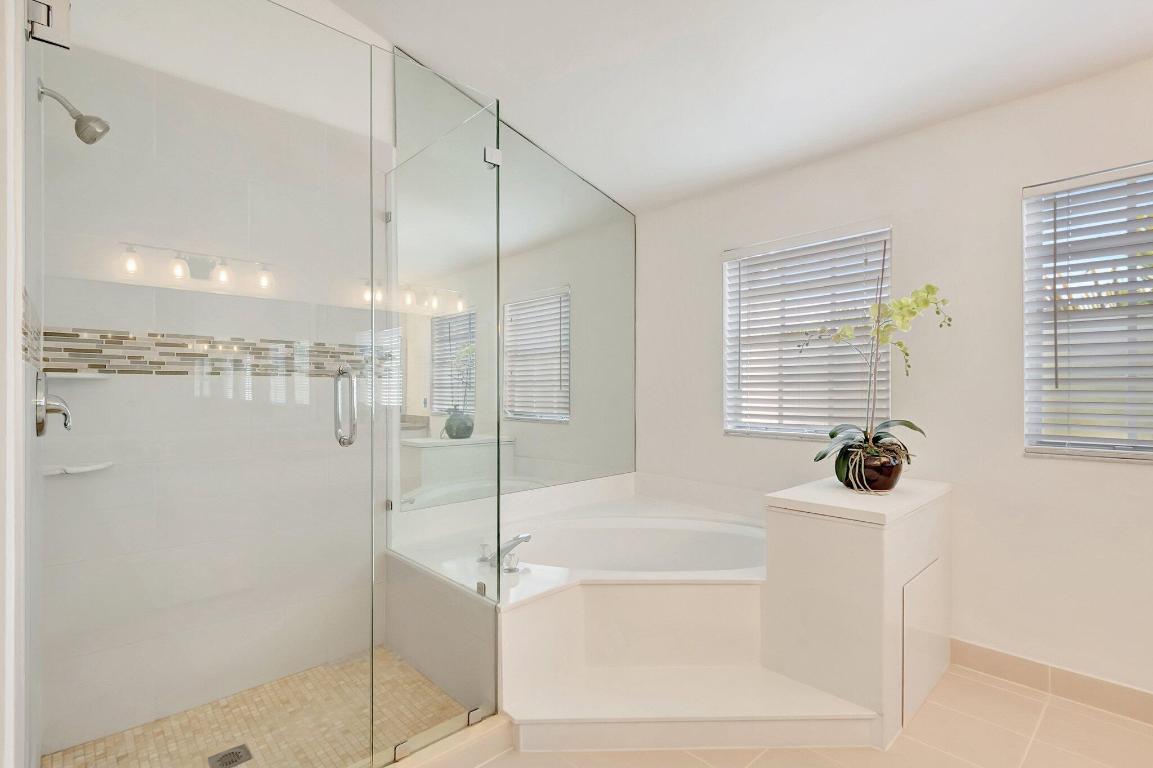 17070 Boca Club Boulevard 2