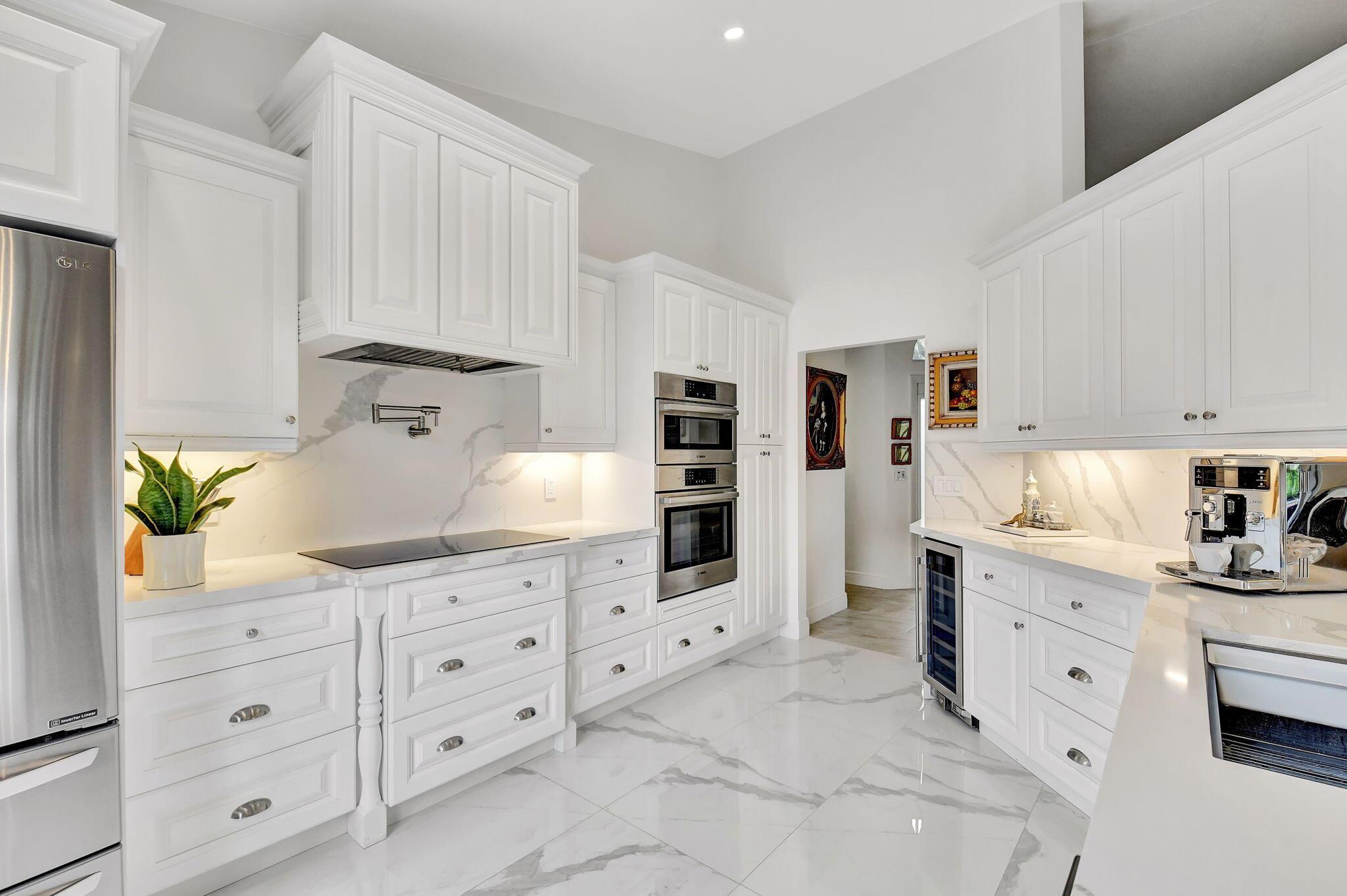 17352 Antigua Point Way