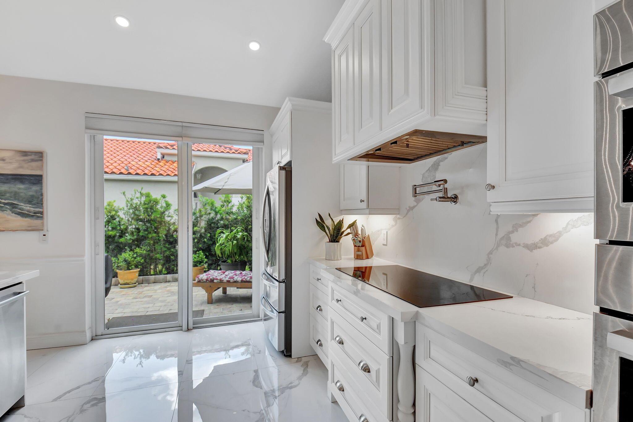 17352 Antigua Point Way