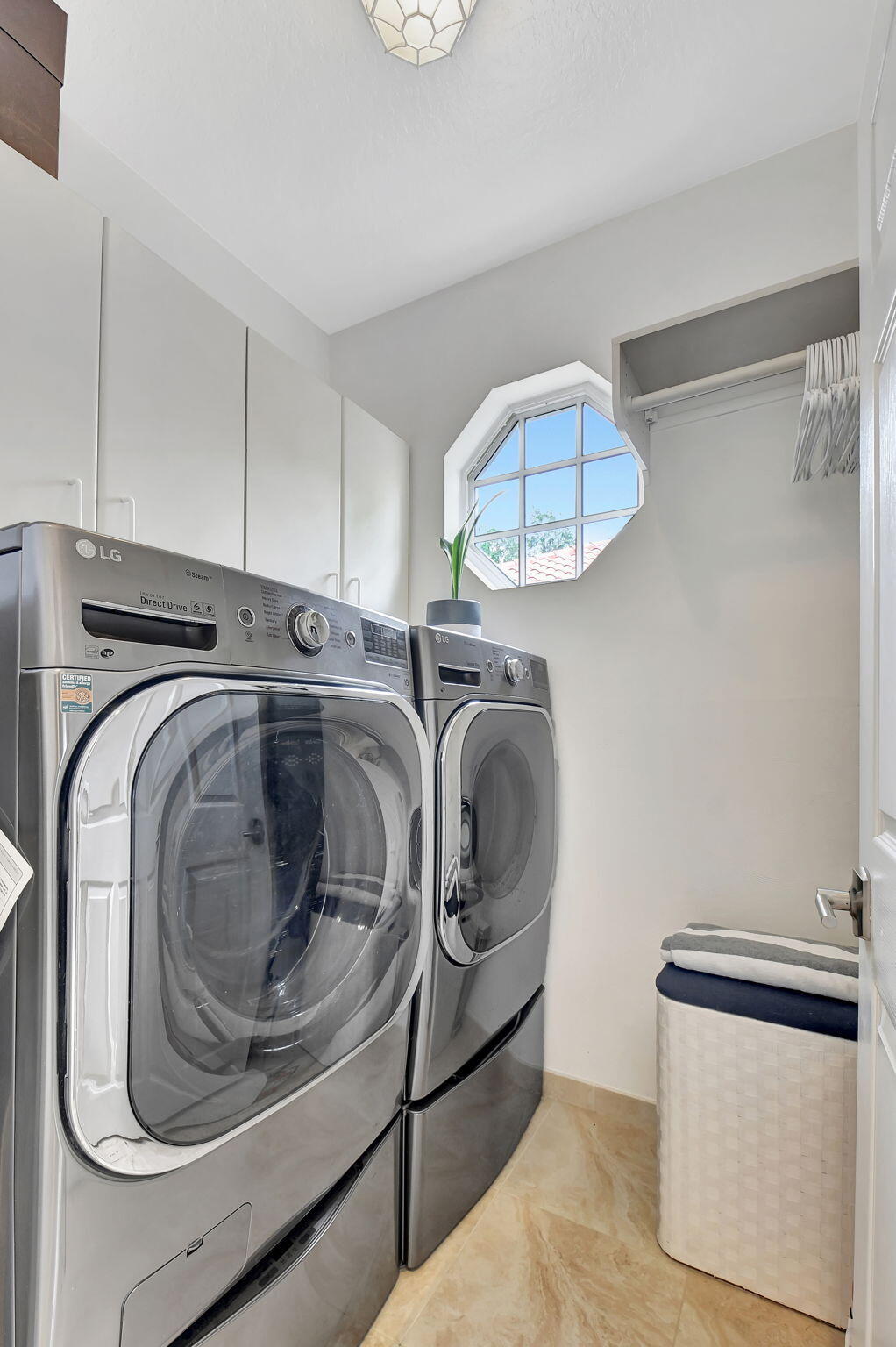 17352 Antigua Point Way