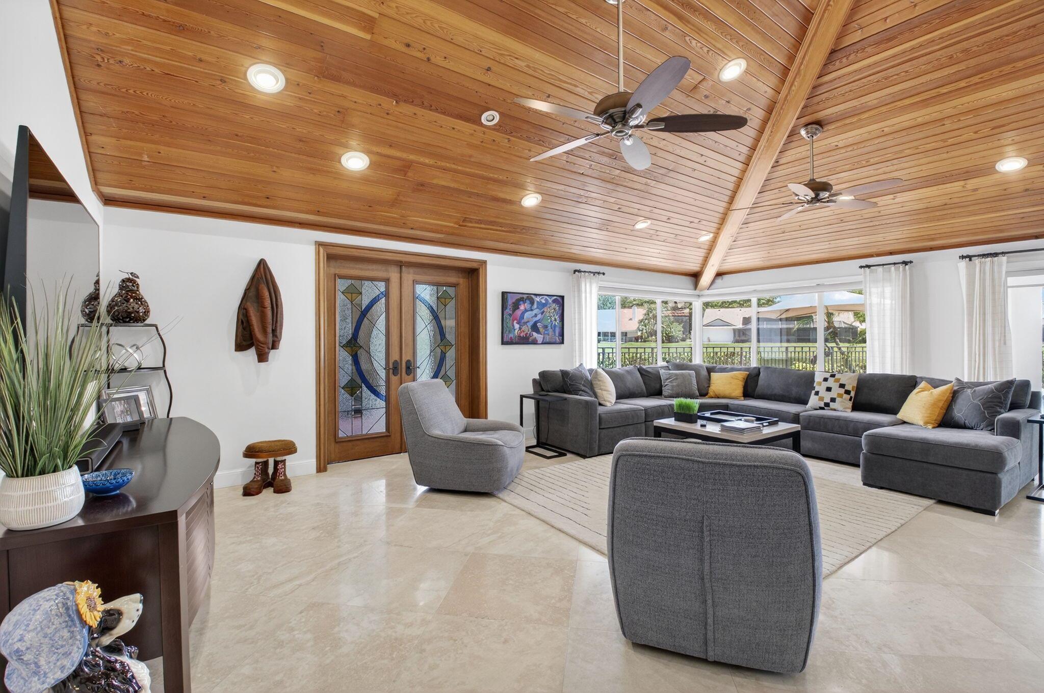 3765 Canterbury Court