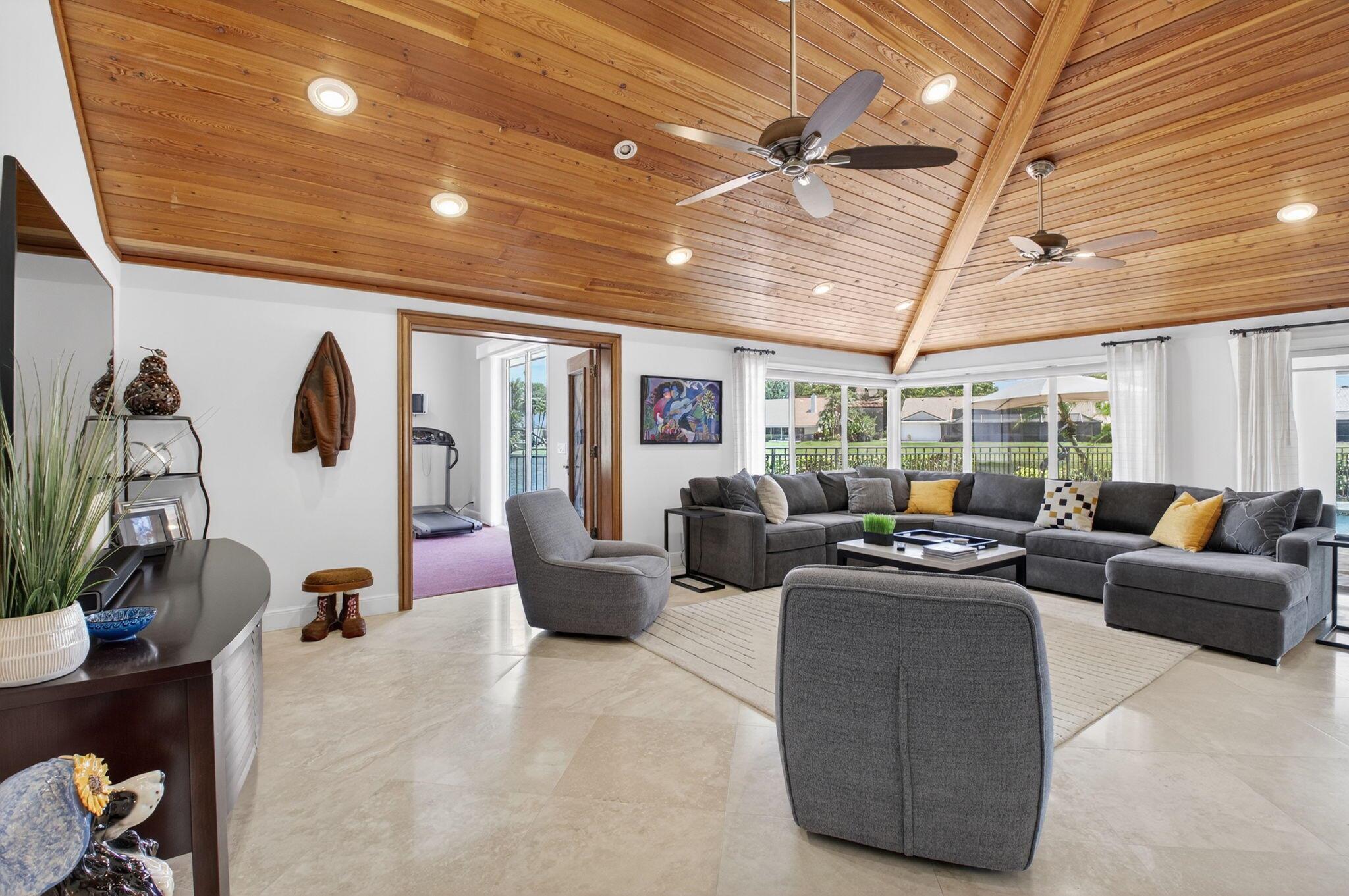 3765 Canterbury Court