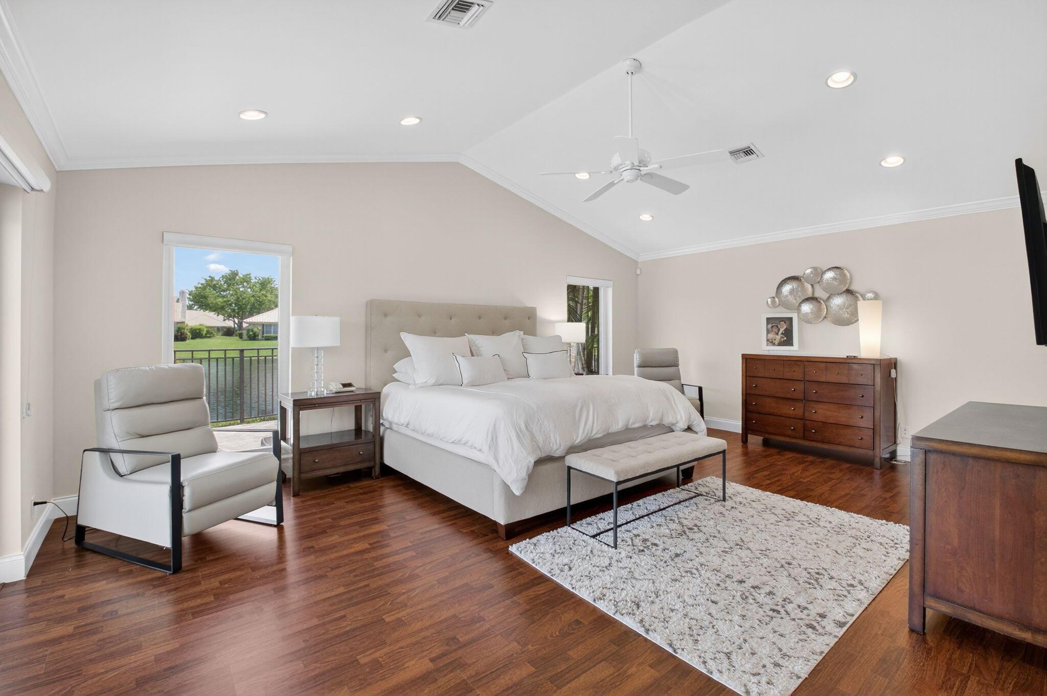 3765 Canterbury Court