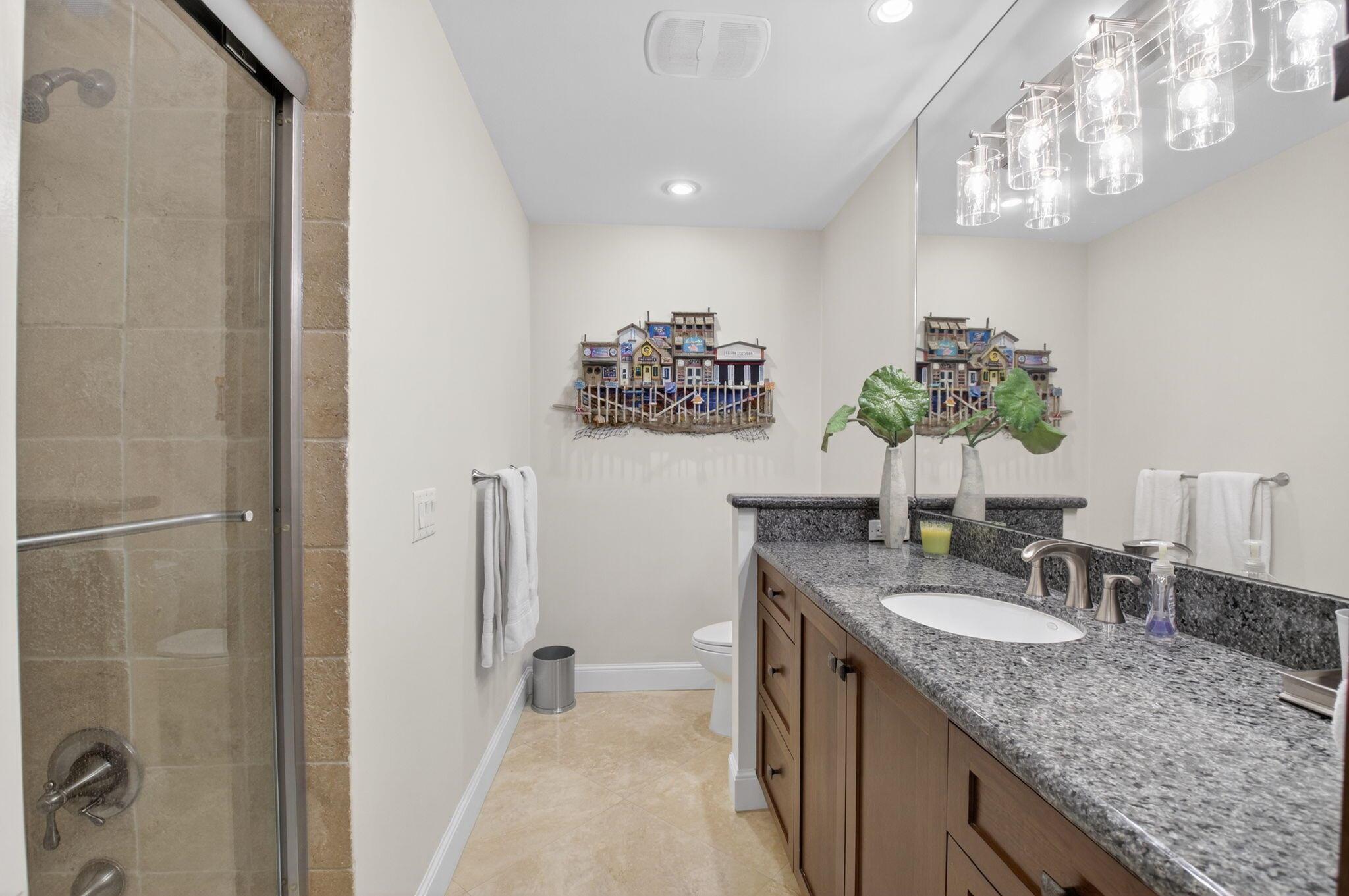 3765 Canterbury Court