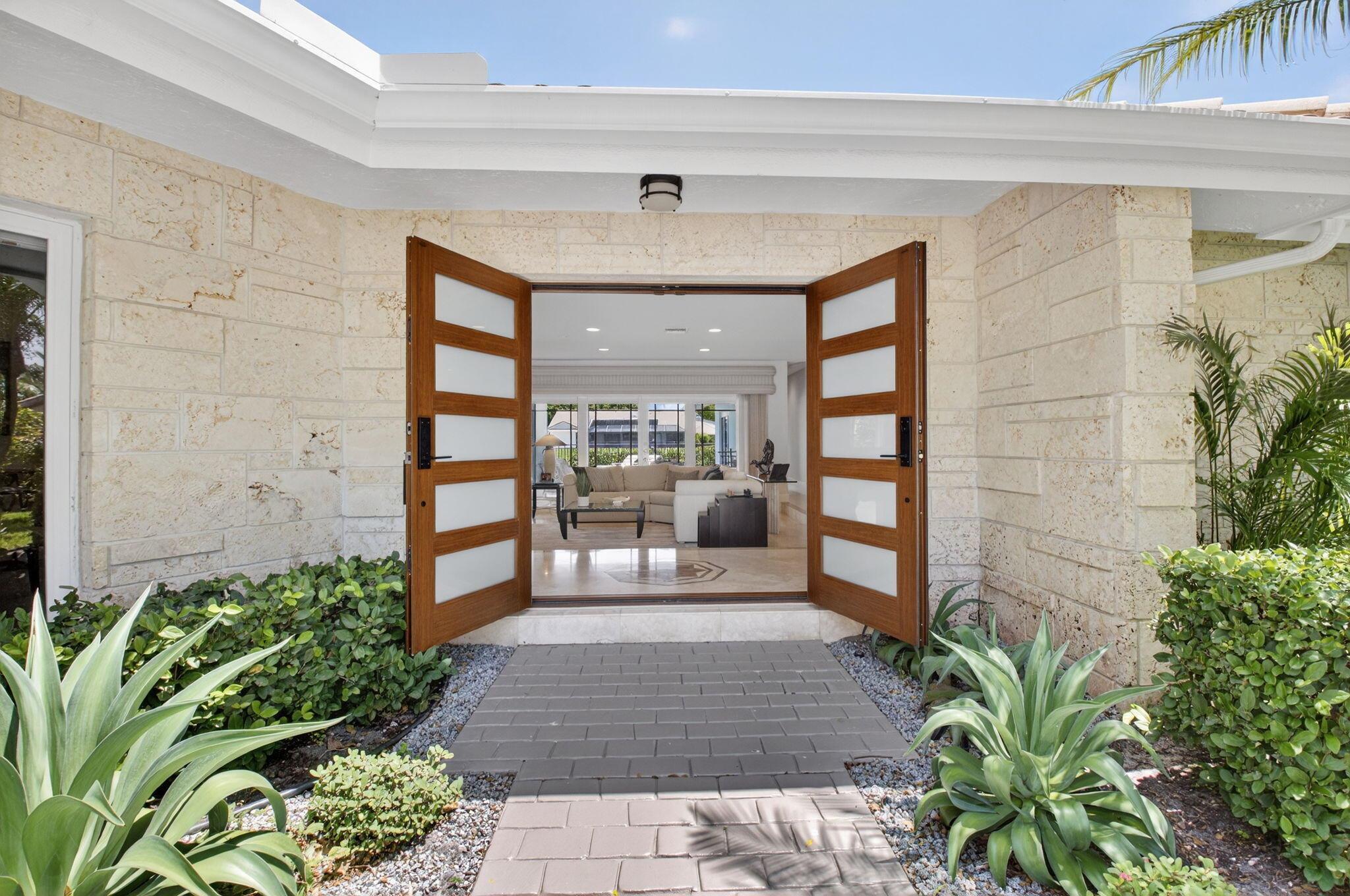 3765 Canterbury Court
