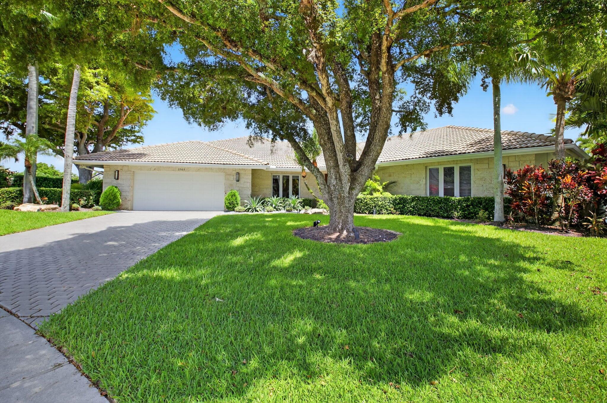 3765 Canterbury Court