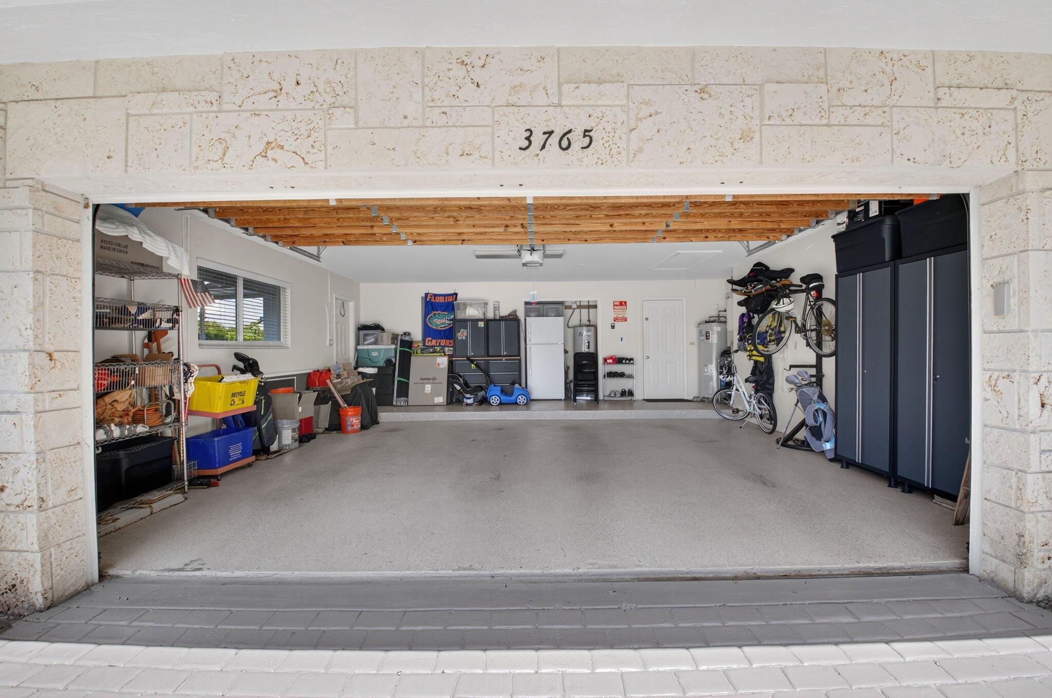 3765 Canterbury Court