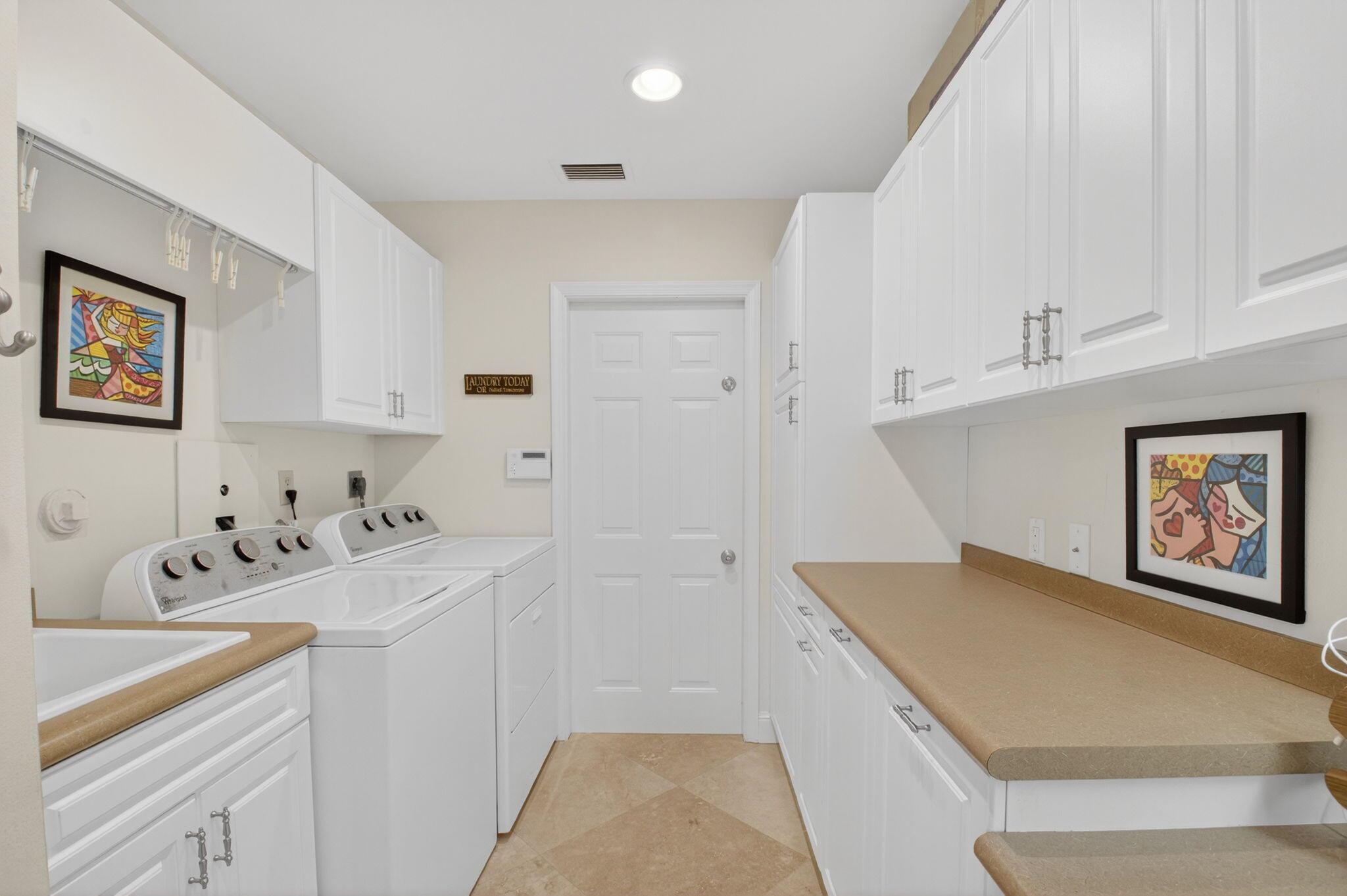 3765 Canterbury Court