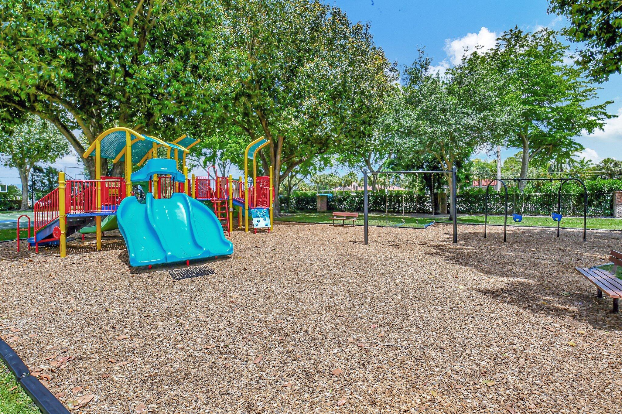 3765 Canterbury Court