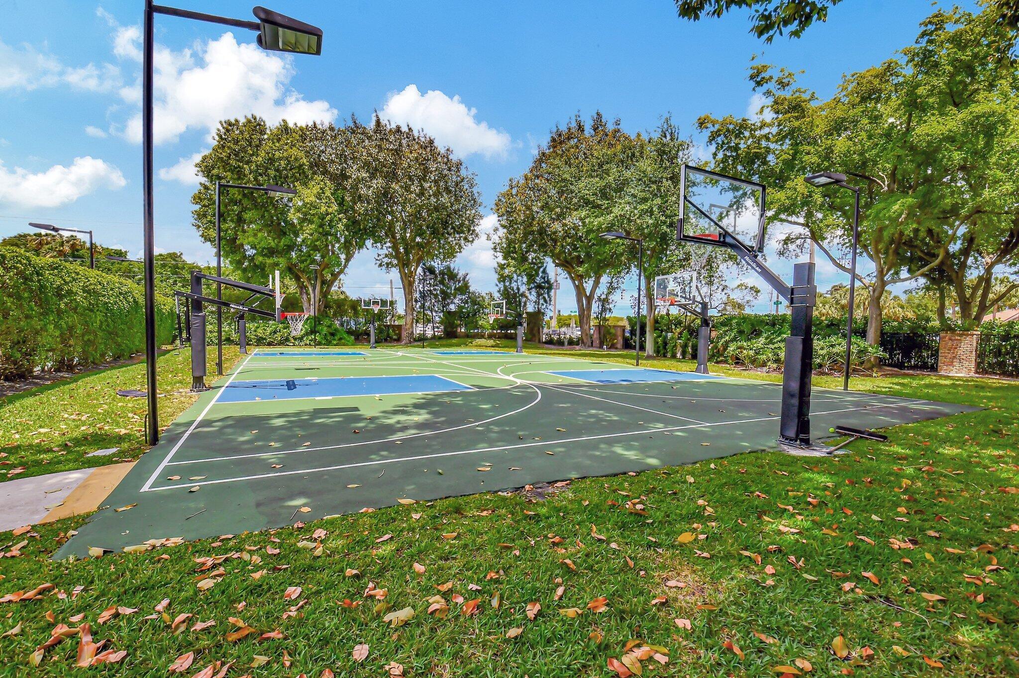 3765 Canterbury Court