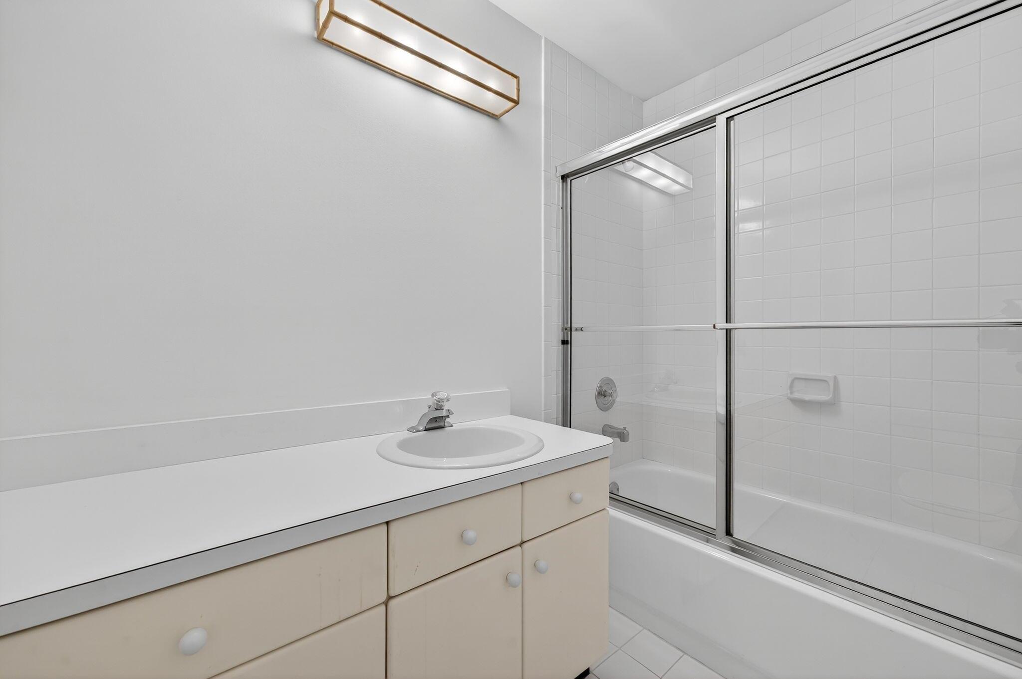 3815 Candlewood Court