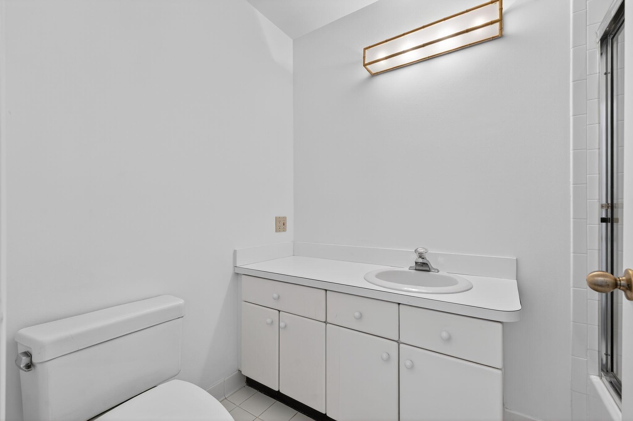 3815 Candlewood Court