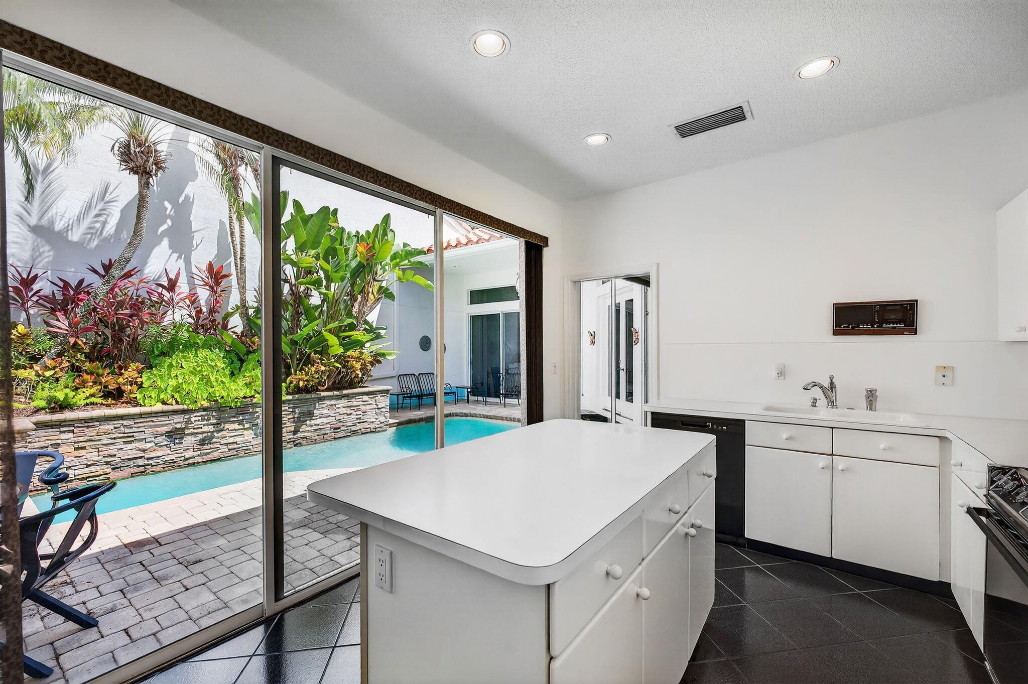 3815 Candlewood Court