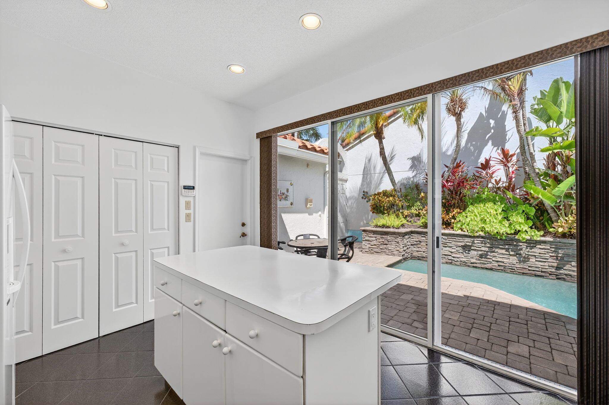 3815 Candlewood Court