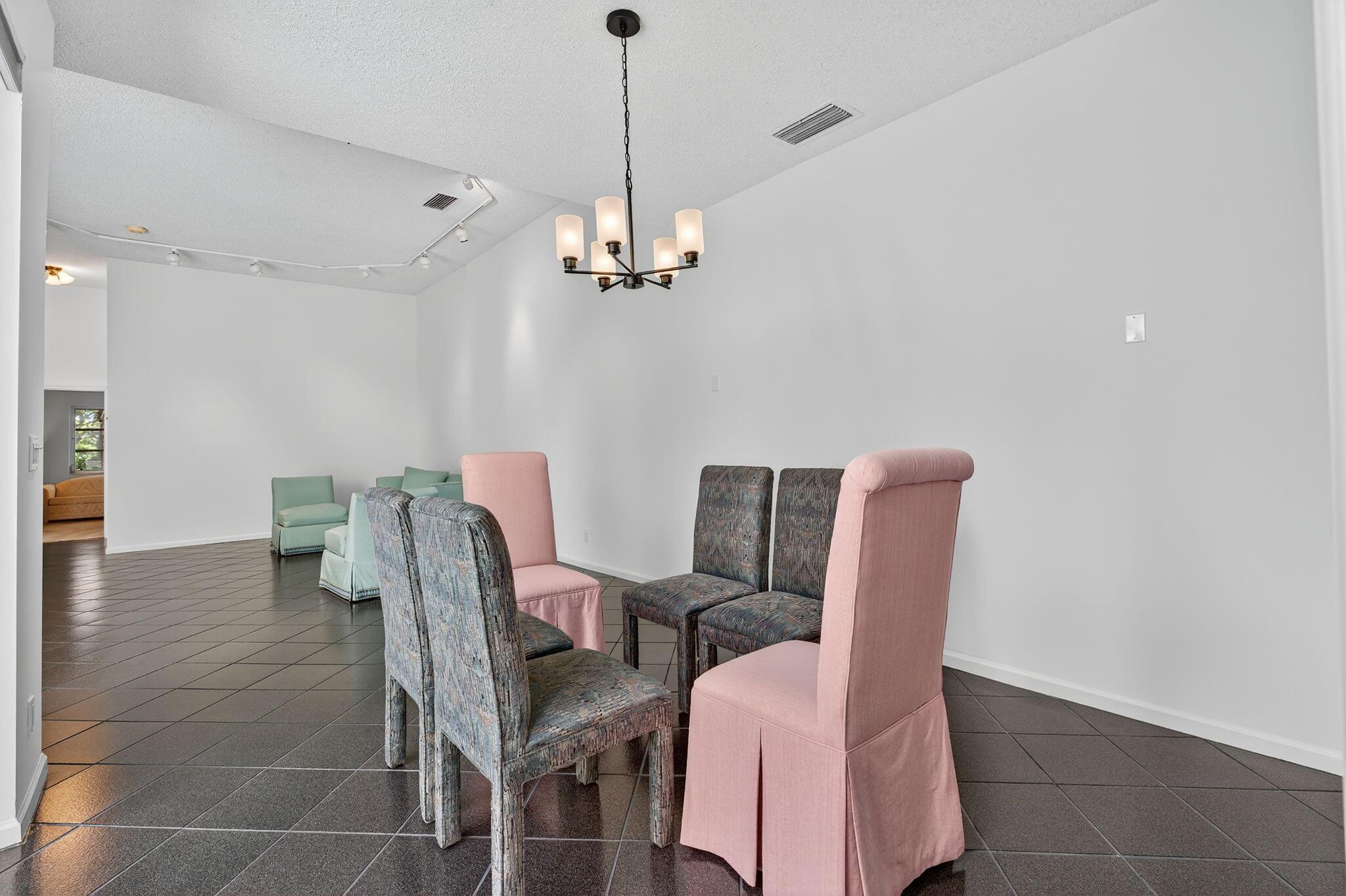 3815 Candlewood Court