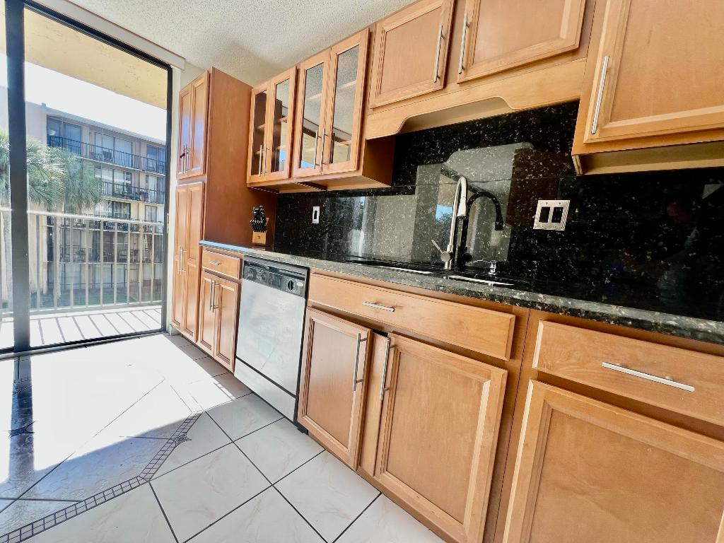 3590 Blue Lake Drive 304