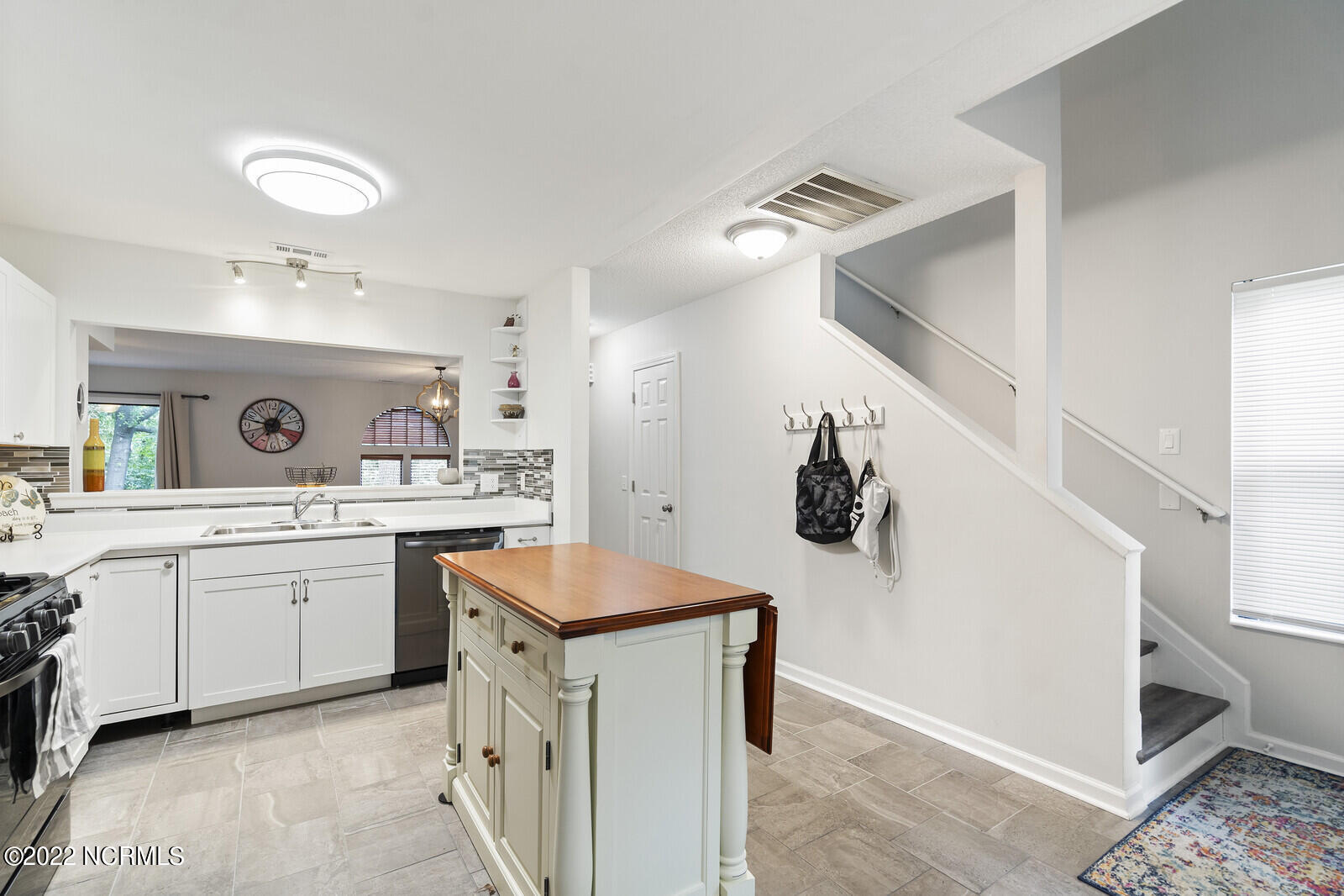 937 Birch Creek Drive 28